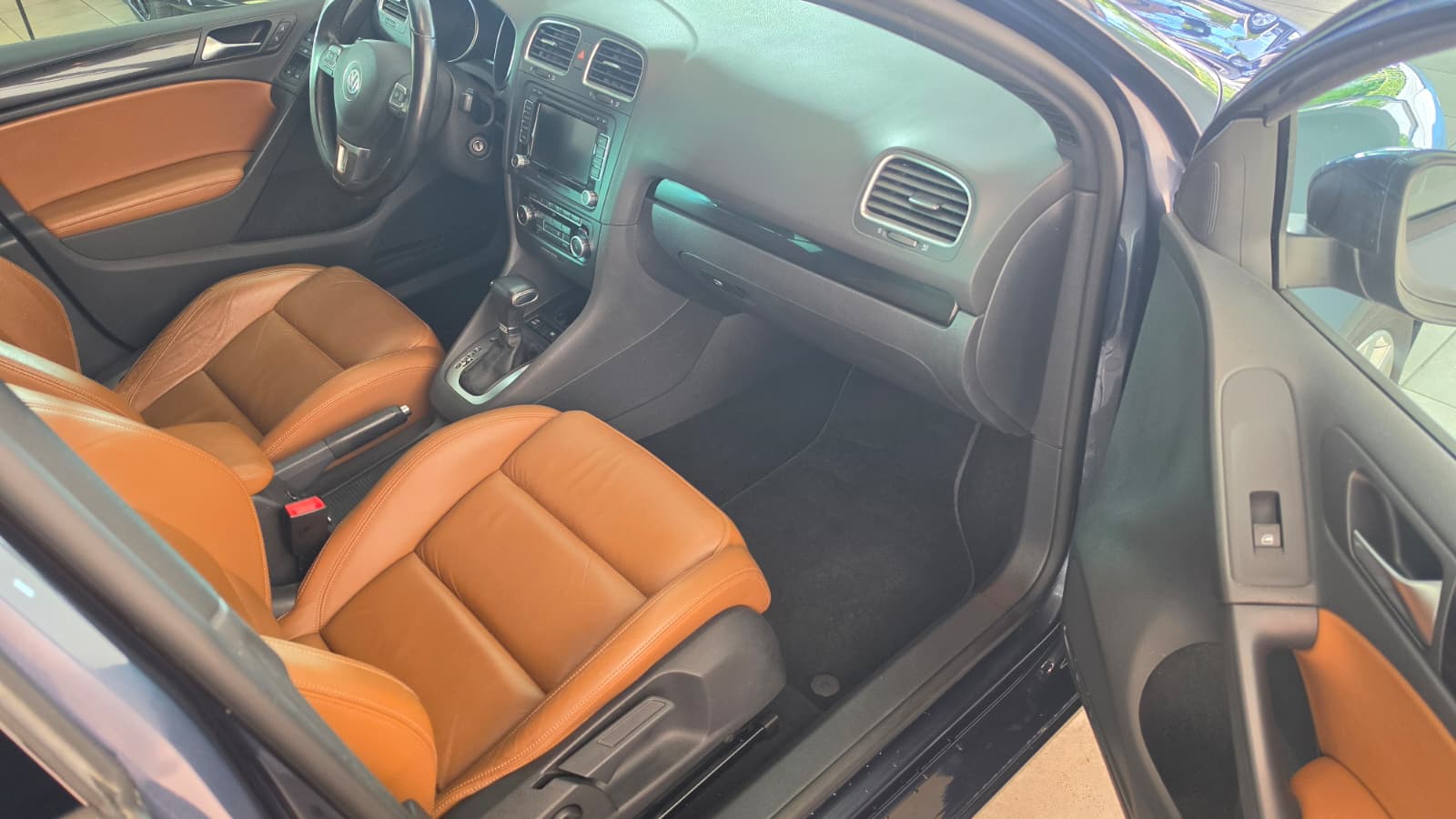 VW Golf 1.2 TSI Comfortline DSG, FRISCH AB MFK UND FRISCH AB SERVICE-image-8