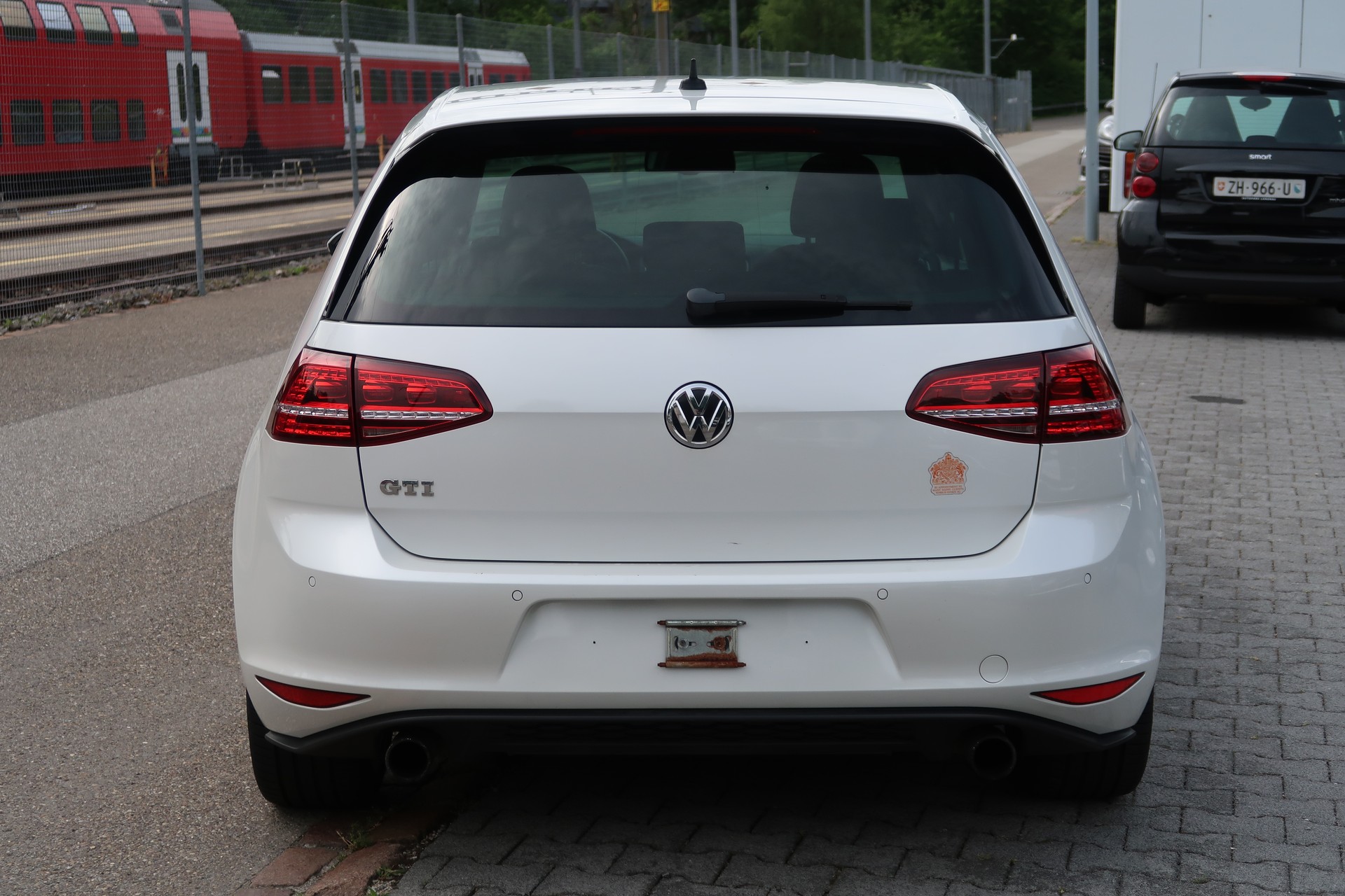 VW Golf 2.0 TSI GTI DSG-image-4