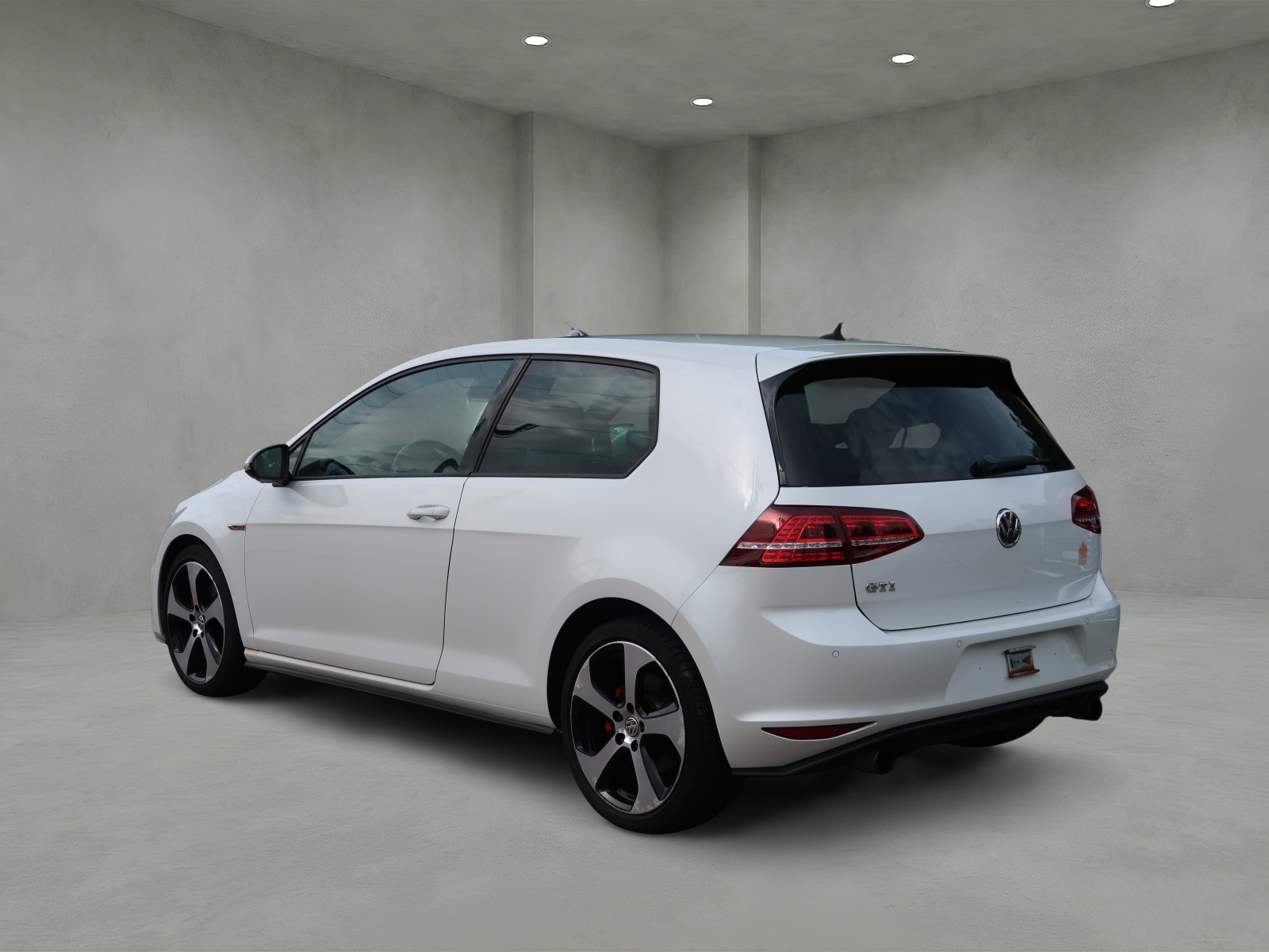 VW Golf 2.0 TSI GTI DSG-image-5