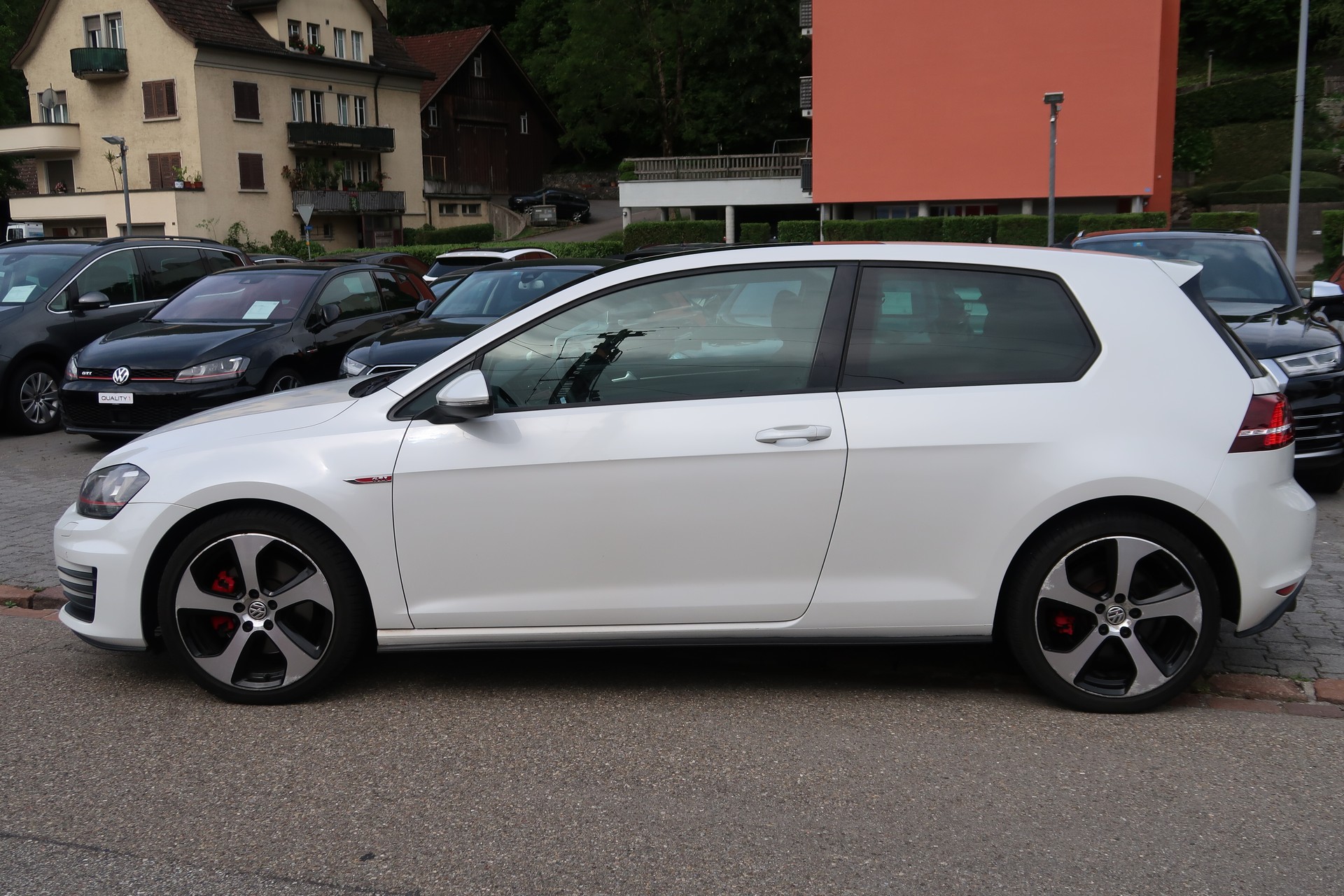VW Golf 2.0 TSI GTI DSG-image-6