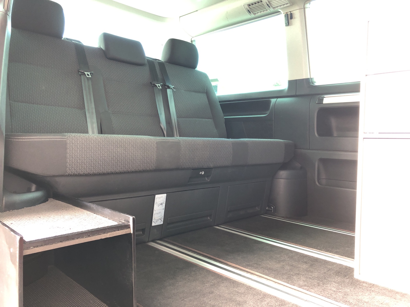 VW T6 California 2.0 TDI Beach DSG-image-16