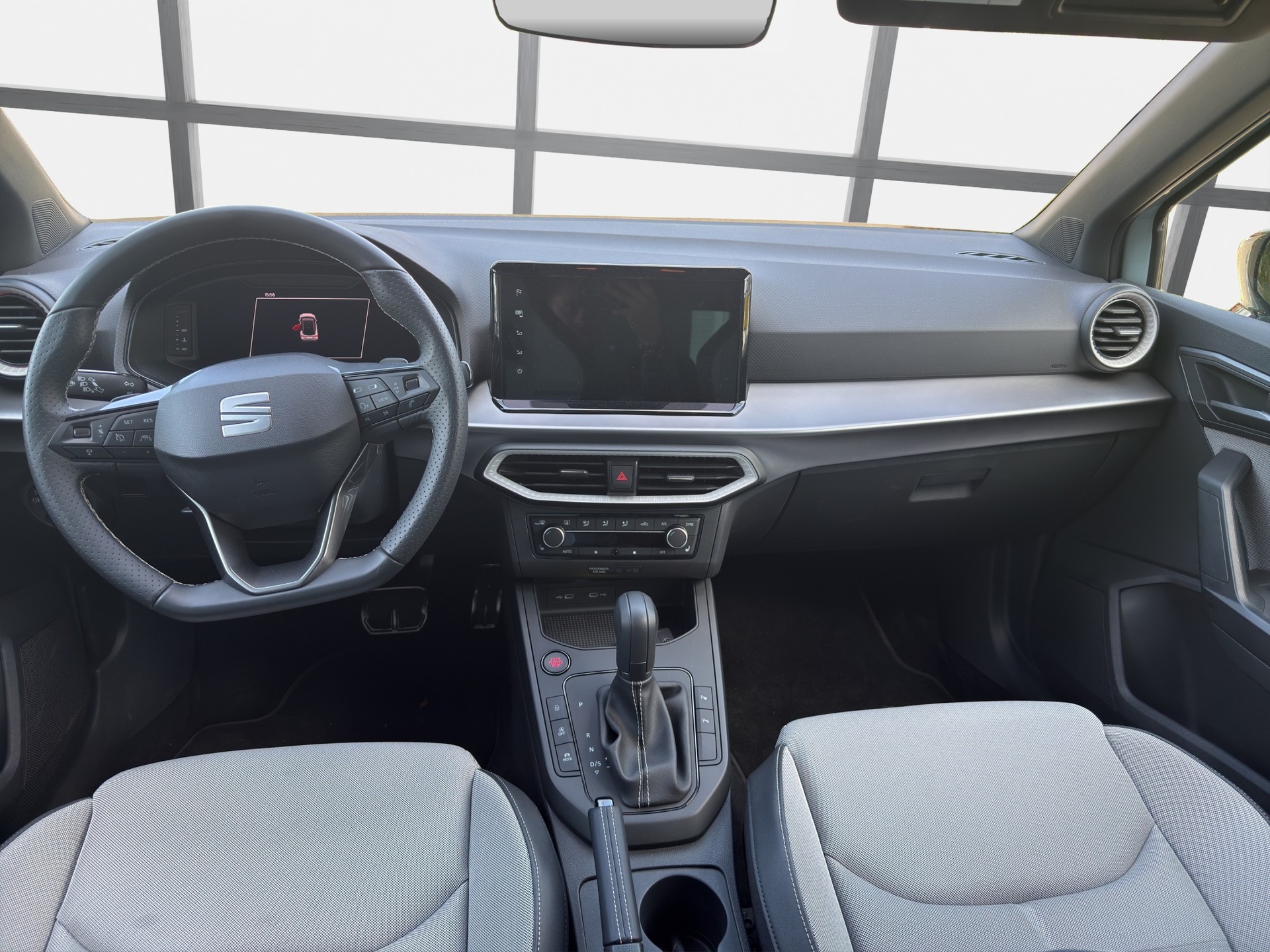 SEAT Arona 1.5 Eco TSI Move FR DSG-image-7
