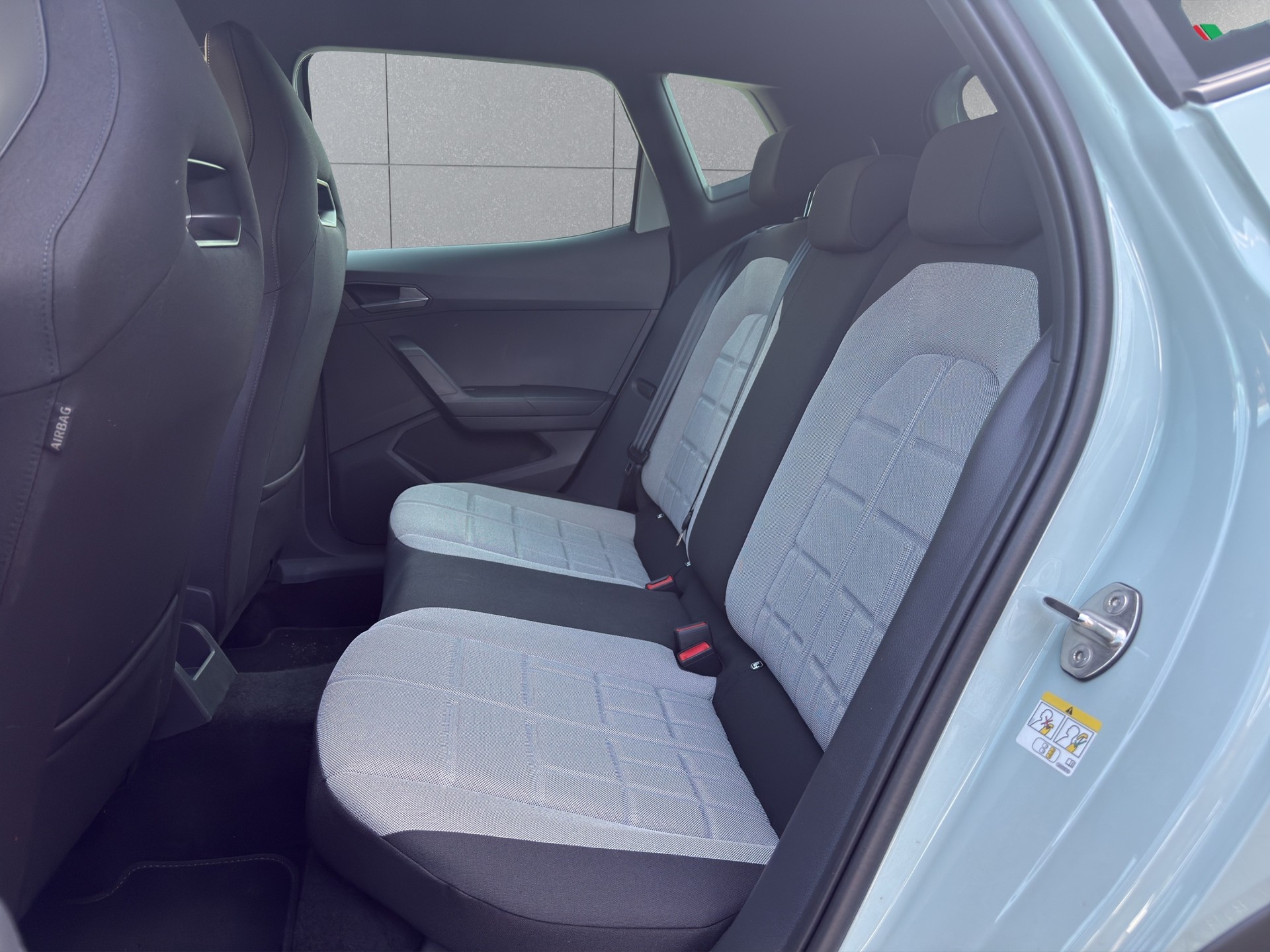 SEAT Arona 1.5 Eco TSI Move FR DSG-image-11