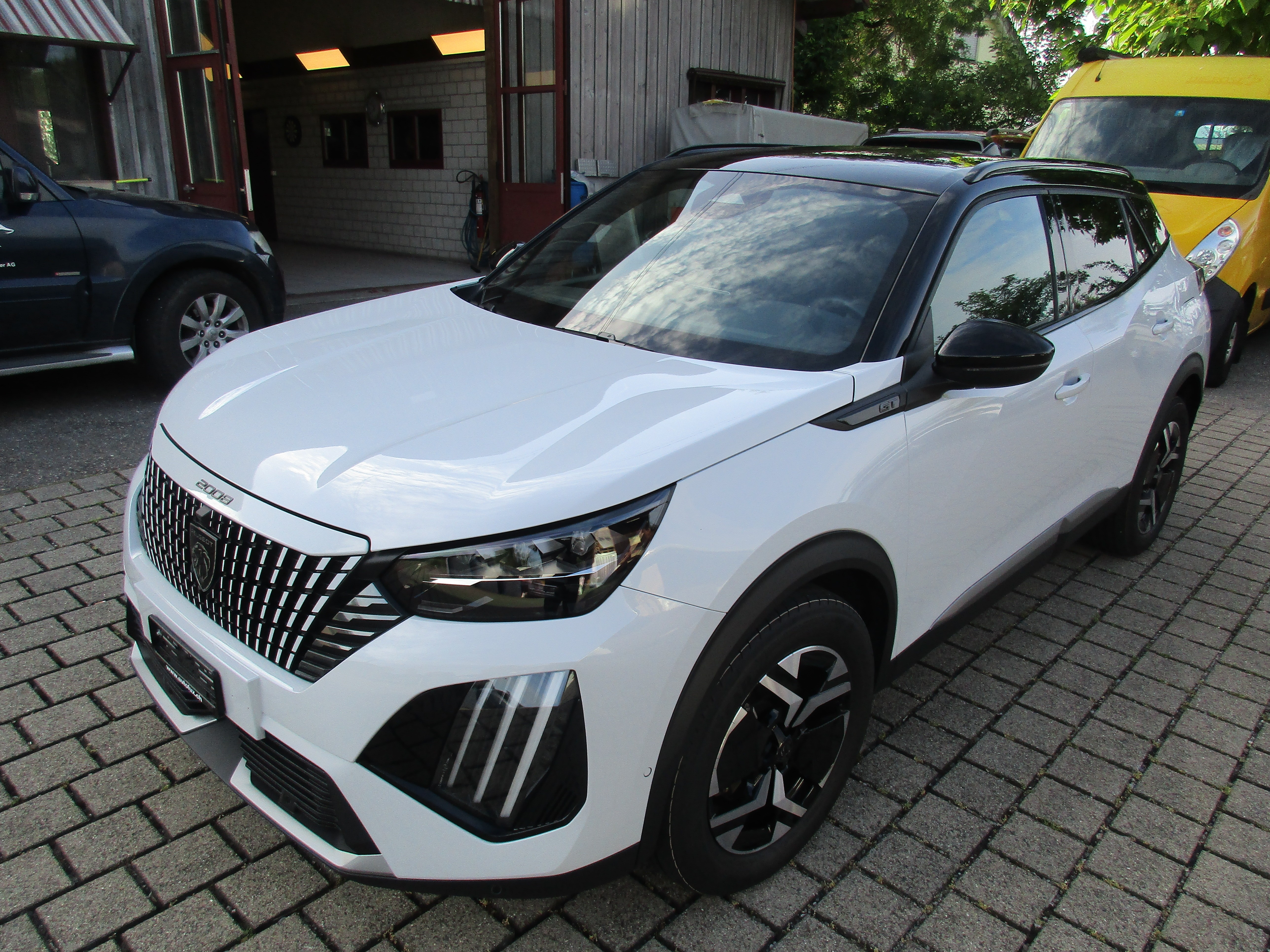 Car photo