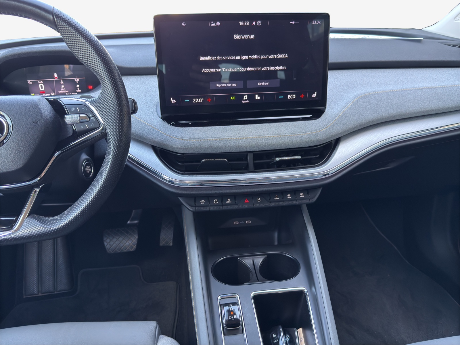SKODA Enyaq iV 80-image-11