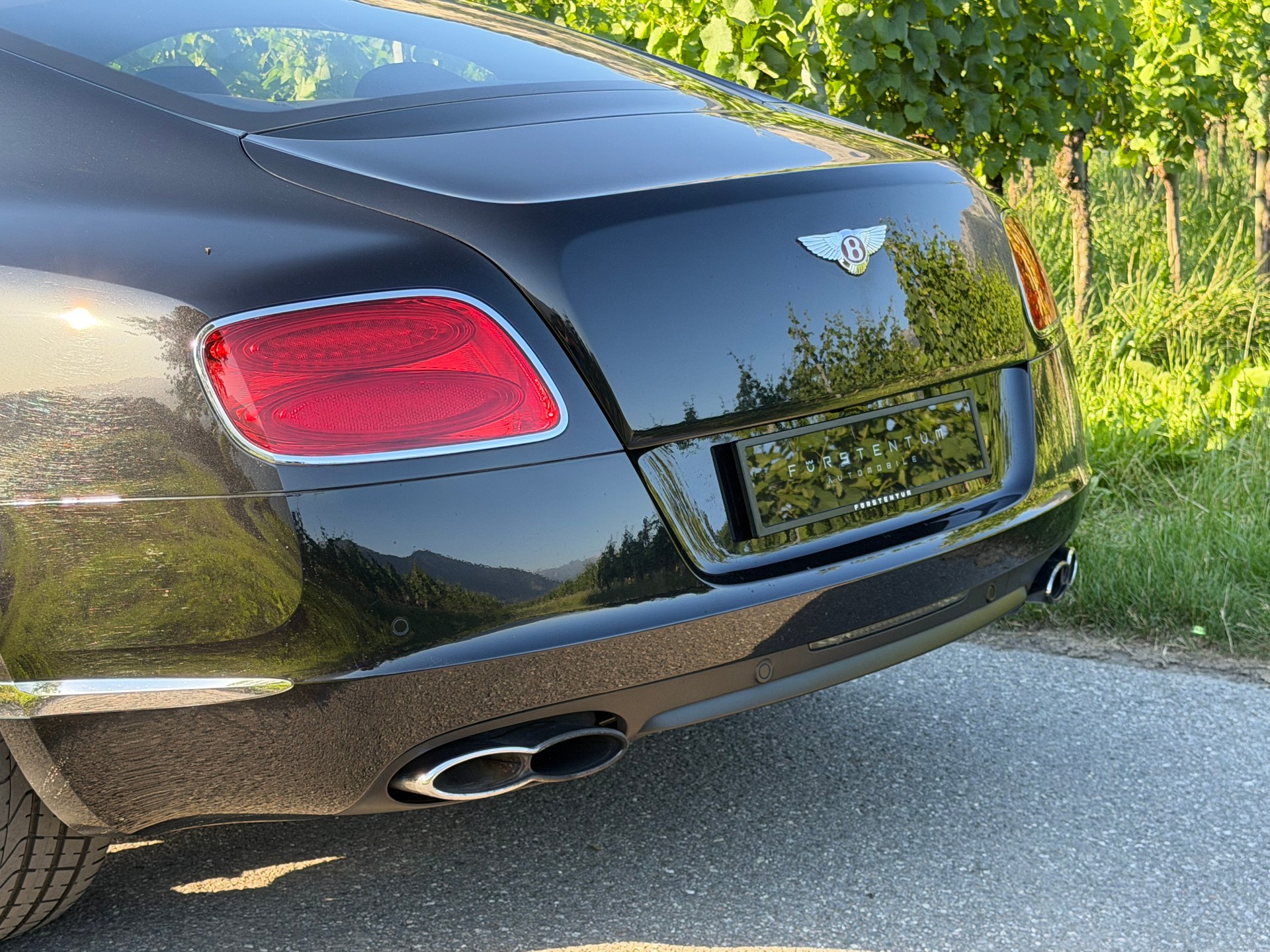 BENTLEY Continental GT 4.0 V8 Mulliner | Facelift | CH-Fahrzeug-image-24