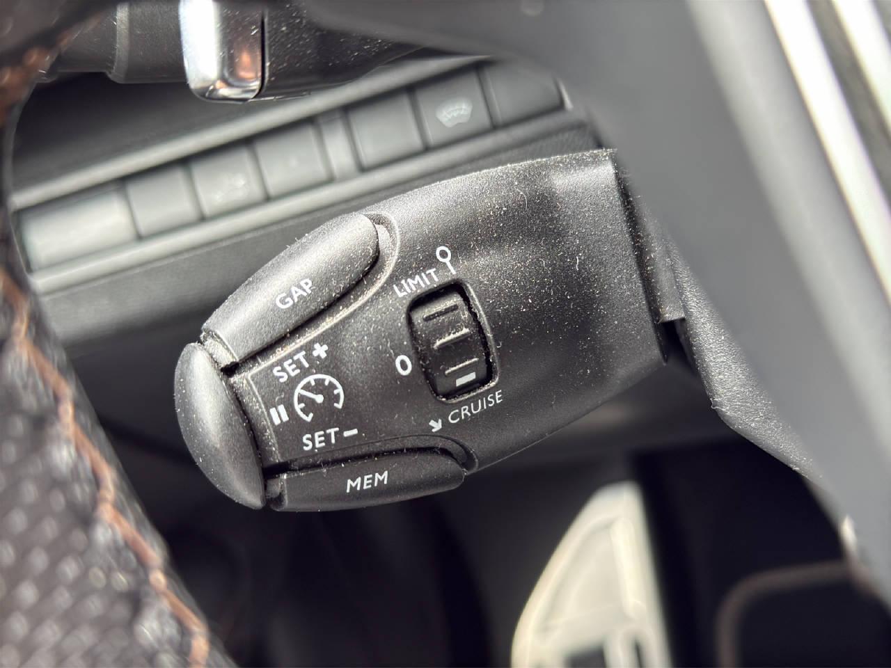 PEUGEOT 3008 2.0 BlueHDi 180 GT-image-15