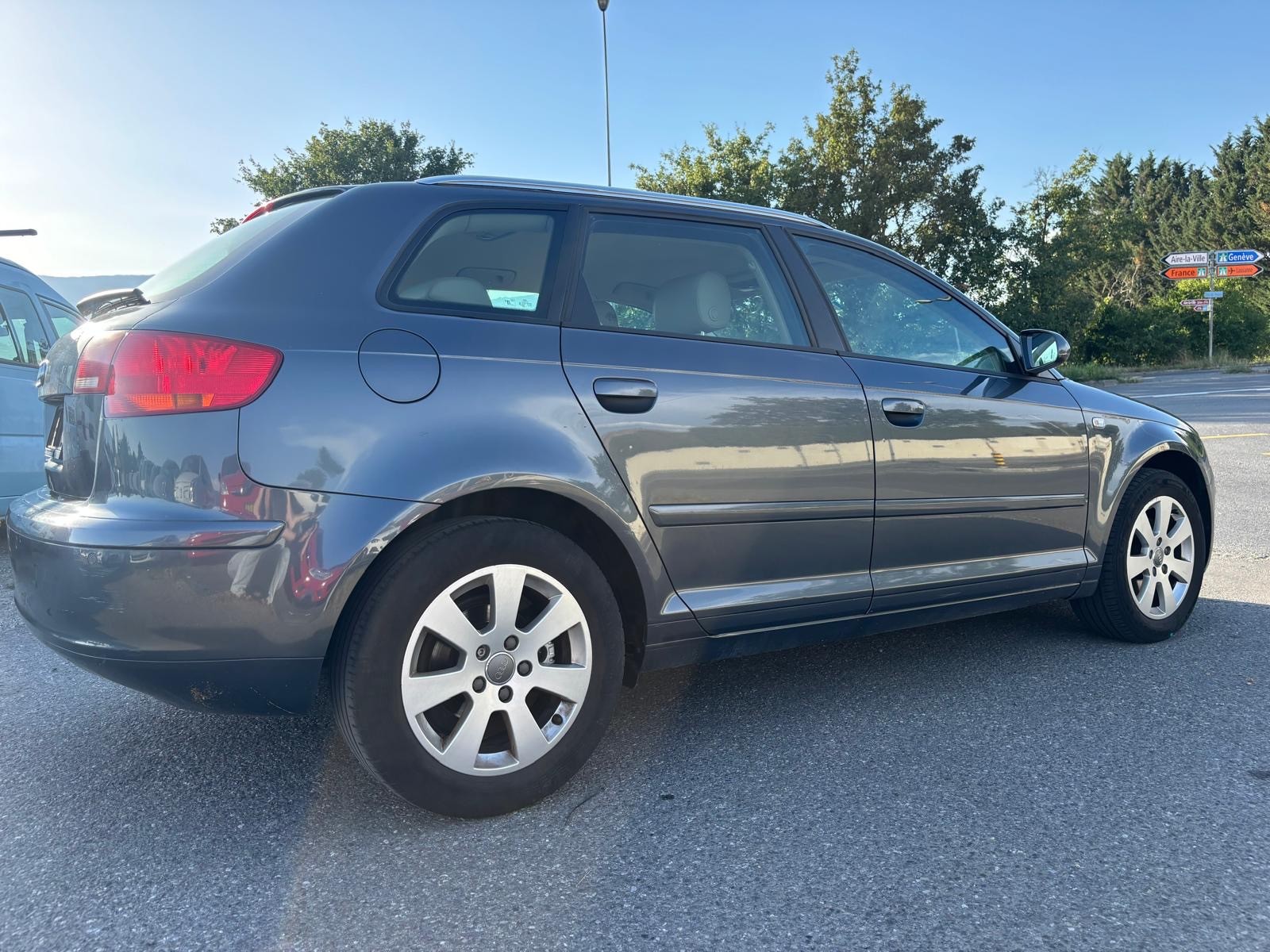 AUDI A3 1.8 TFSI Ambition-image-5