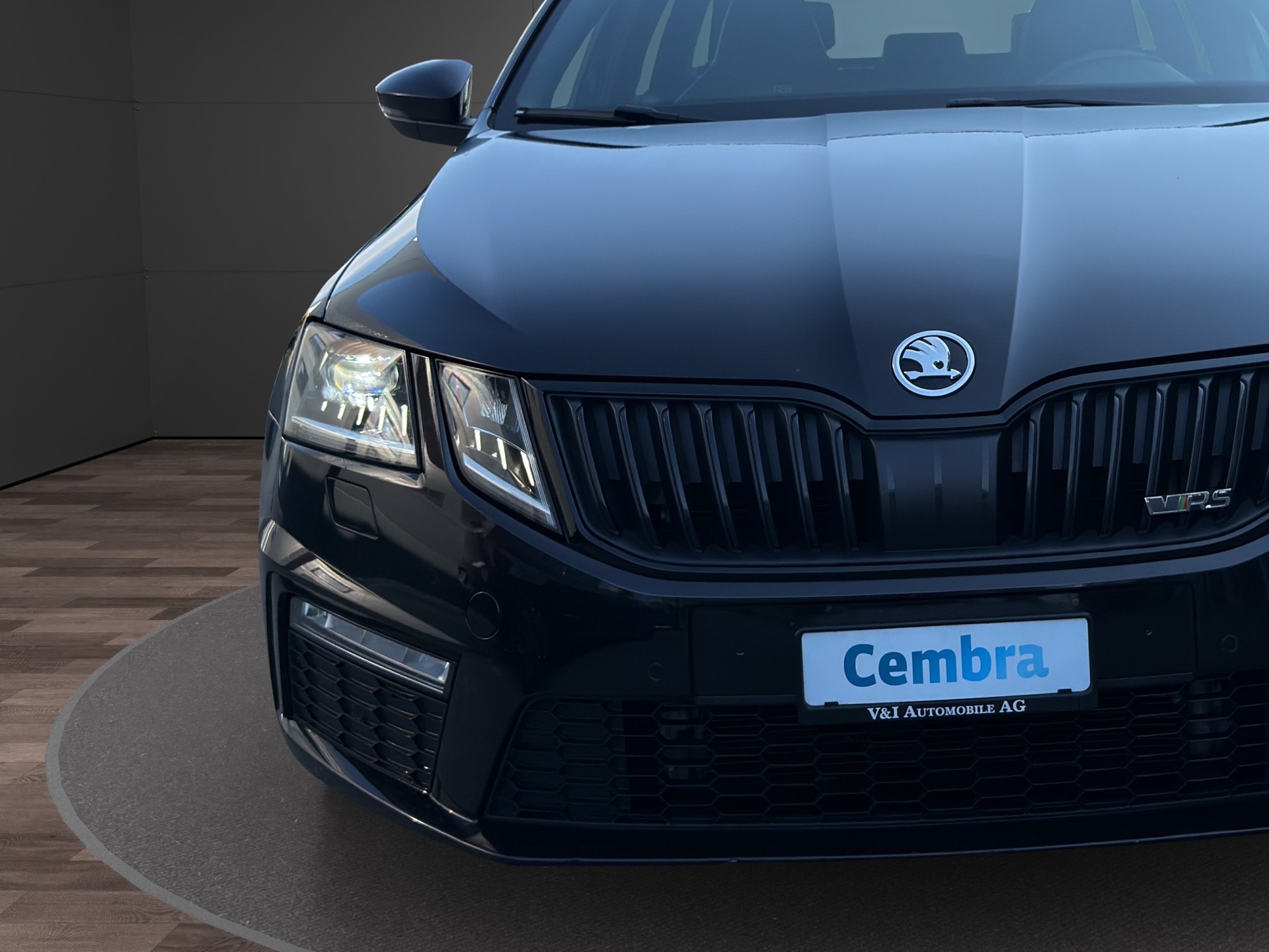 SKODA Octavia Combi 2.0 TDI RS 4x4 DSG-image-8