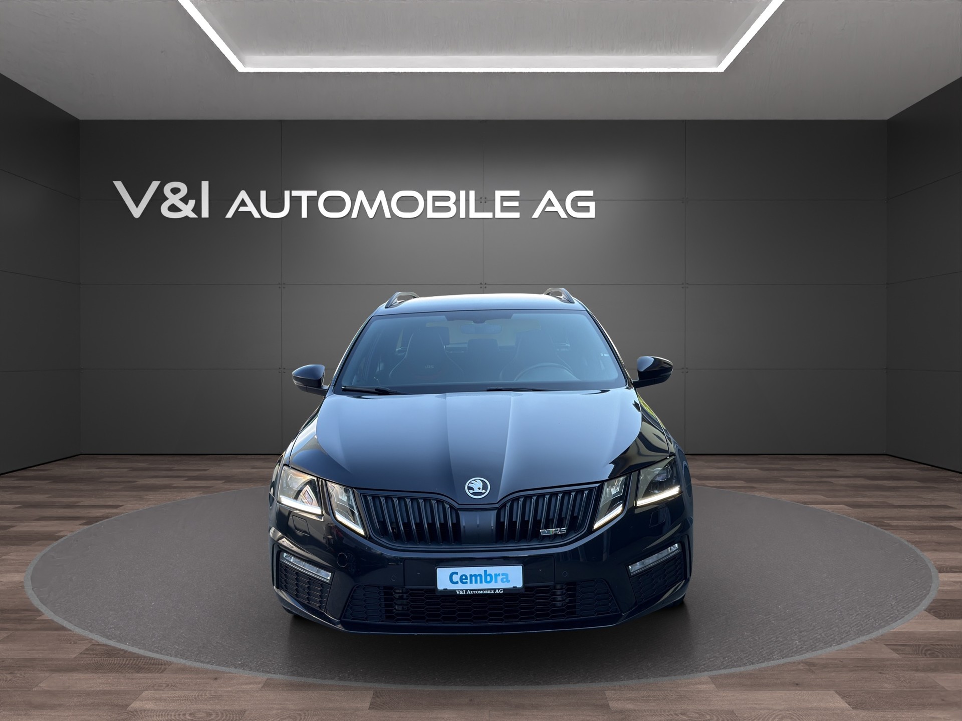 SKODA Octavia Combi 2.0 TDI RS 4x4 DSG-image-2