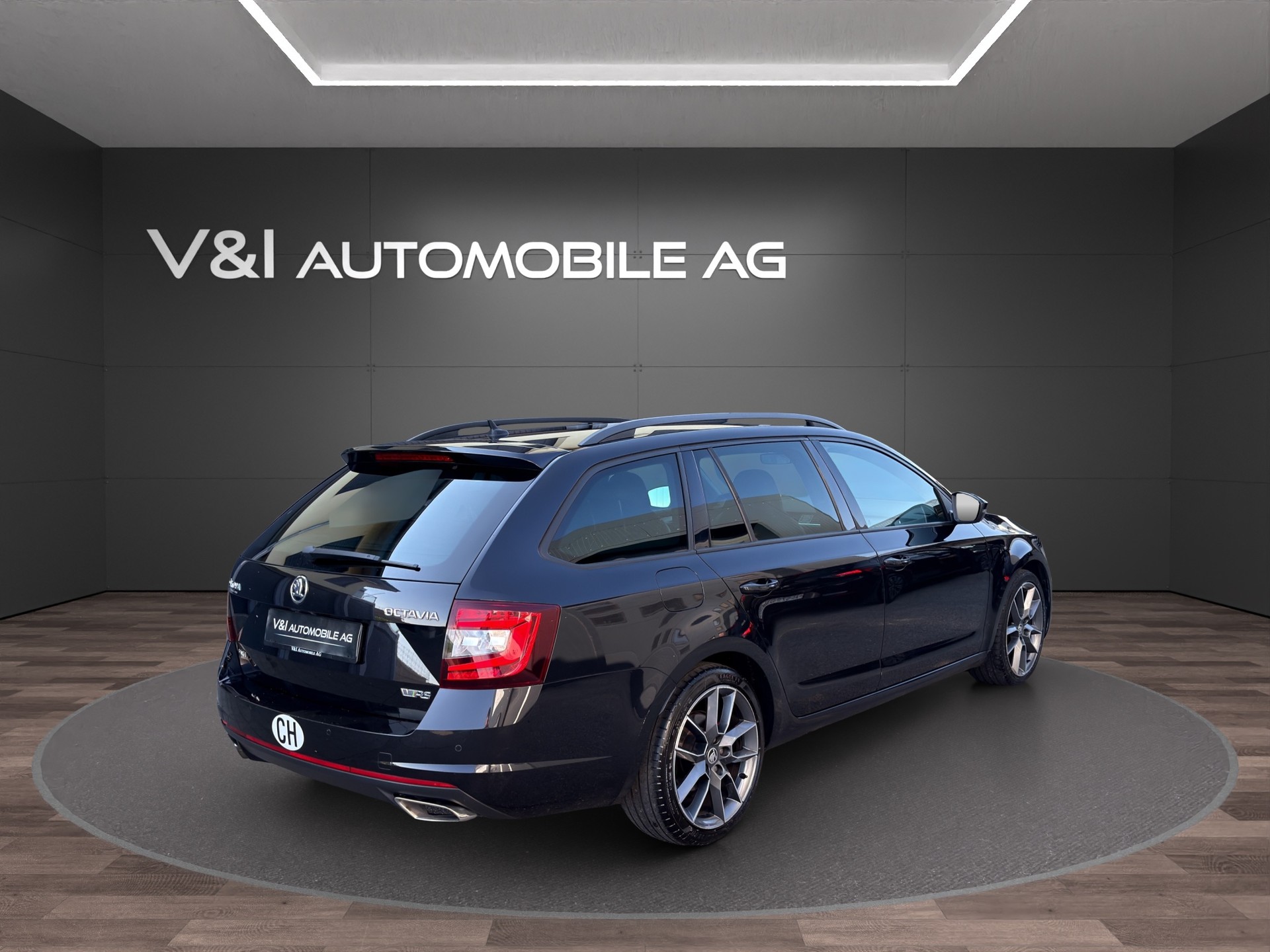 SKODA Octavia Combi 2.0 TDI RS 4x4 DSG-image-4