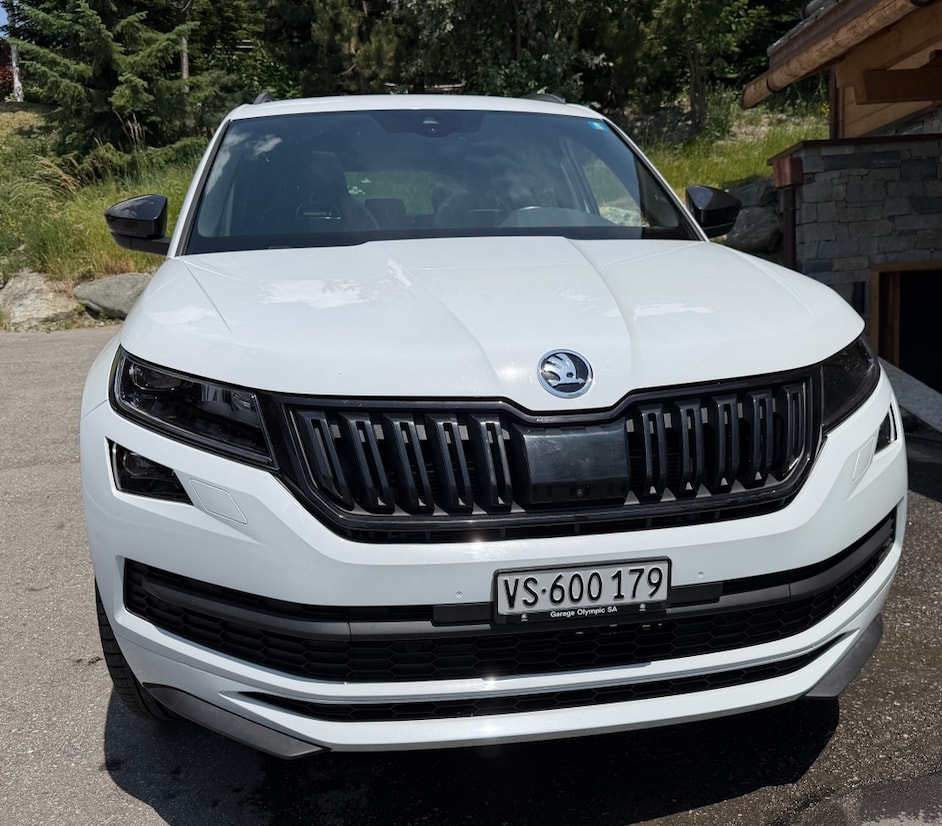 SKODA 2.0 TSI Sportline DSG-image-3