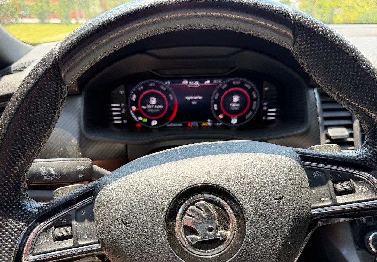 SKODA 2.0 TSI Sportline DSG-image-7
