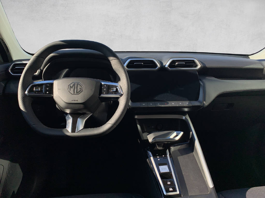 MG ZS 1.5 Hybrid+ Luxury-image-8
