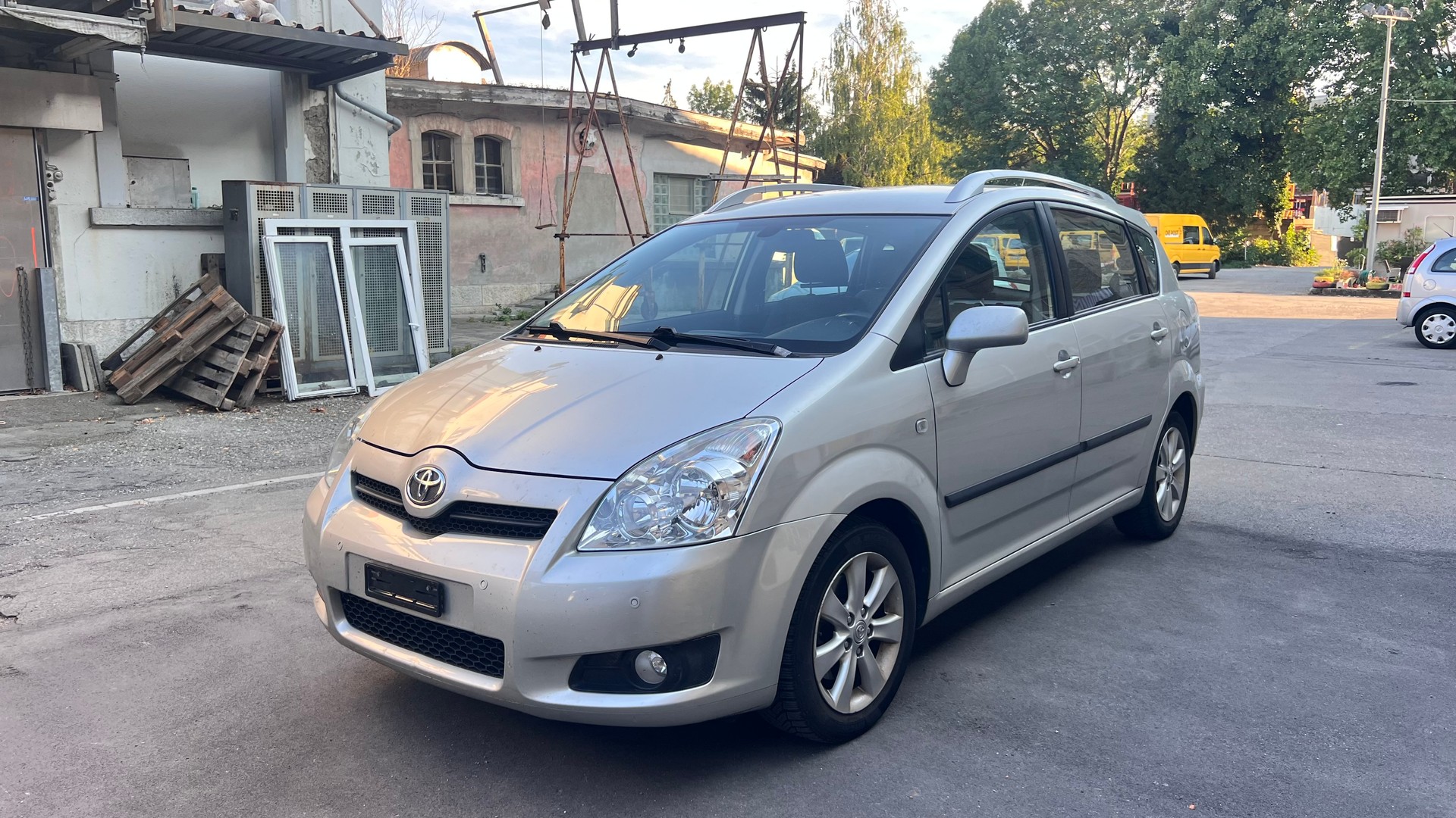 TOYOTA Corolla Verso 1.8 Linea Luna MultiMode-image-0