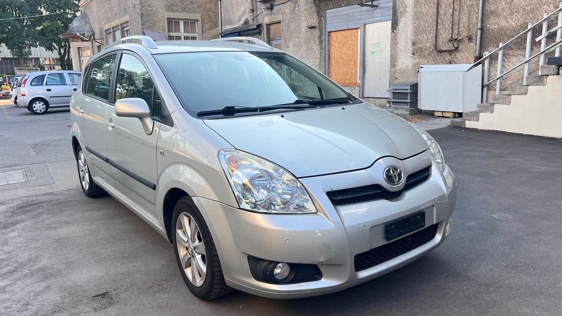 TOYOTA Corolla Verso 1.8 Linea Luna MultiMode-image-1