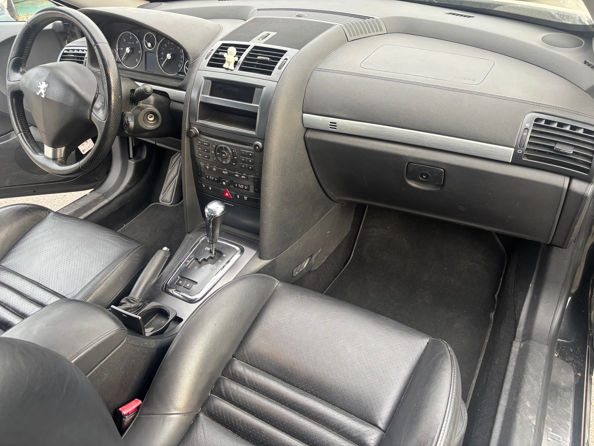 PEUGEOT 407 Coupé 2.7 HDI Pack Automatic-image-11