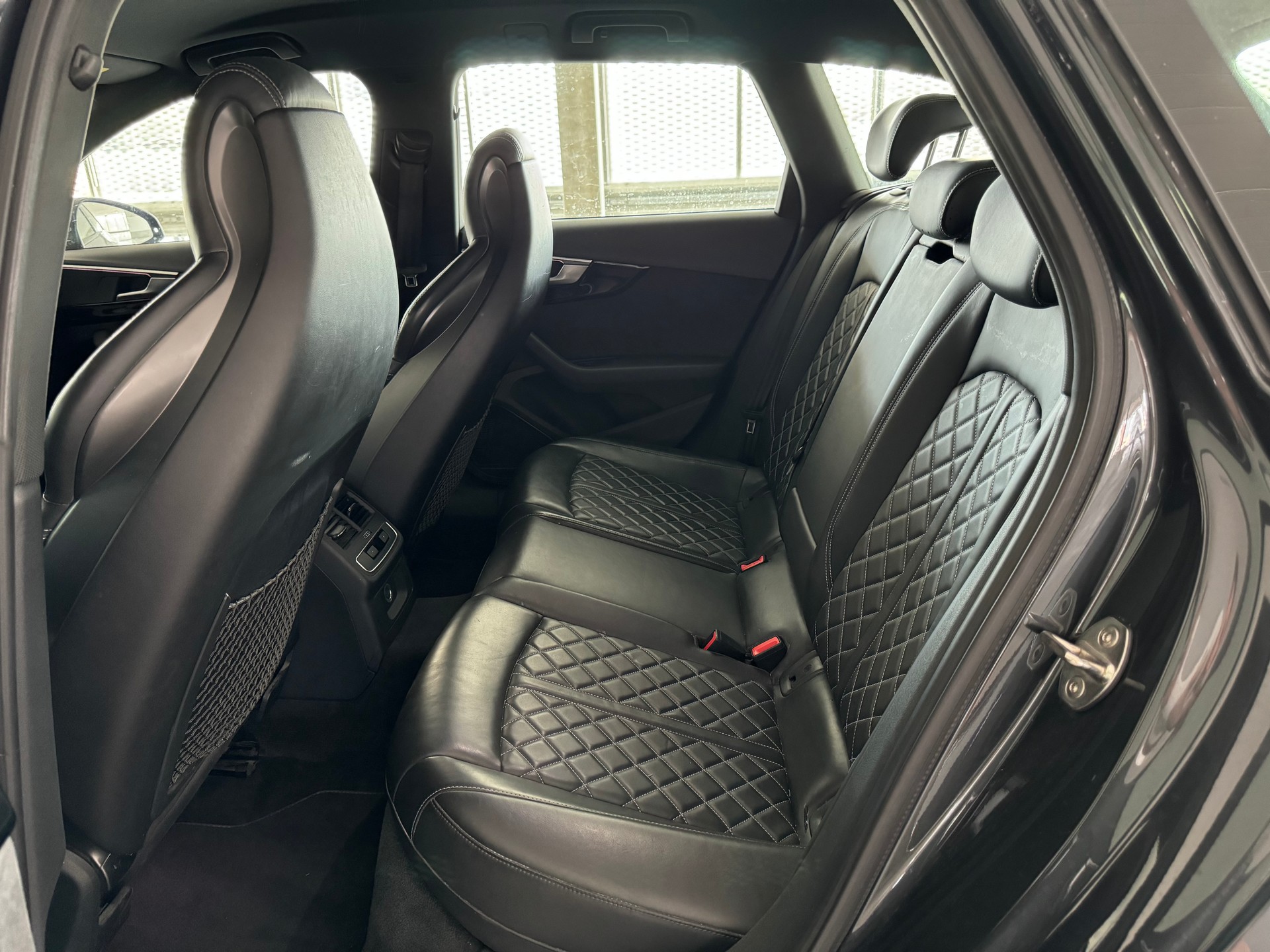 AUDI S4 Avant 3.0 TDI quattro tiptronic-image-10