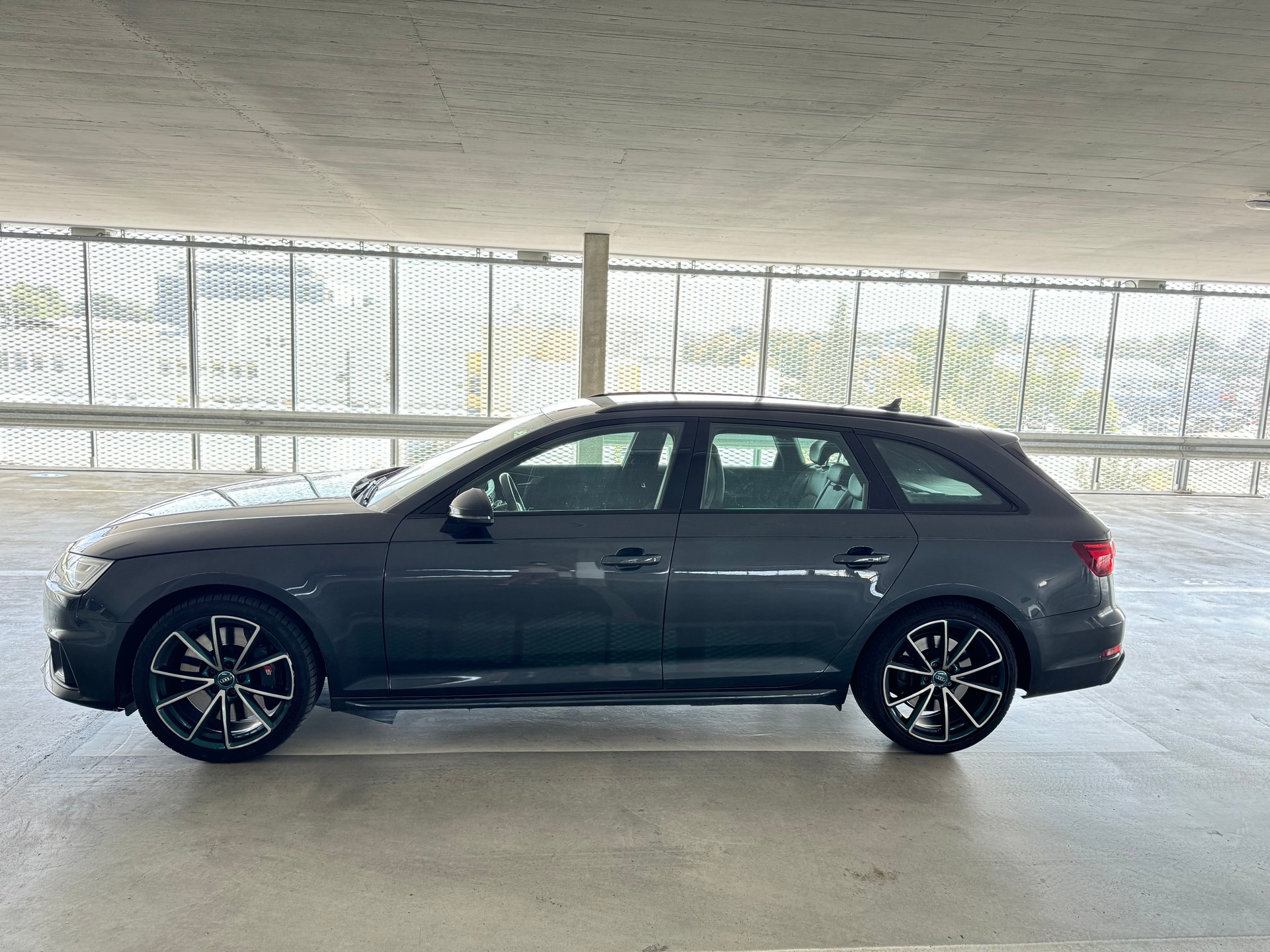 AUDI S4 Avant 3.0 TDI quattro tiptronic-image-3