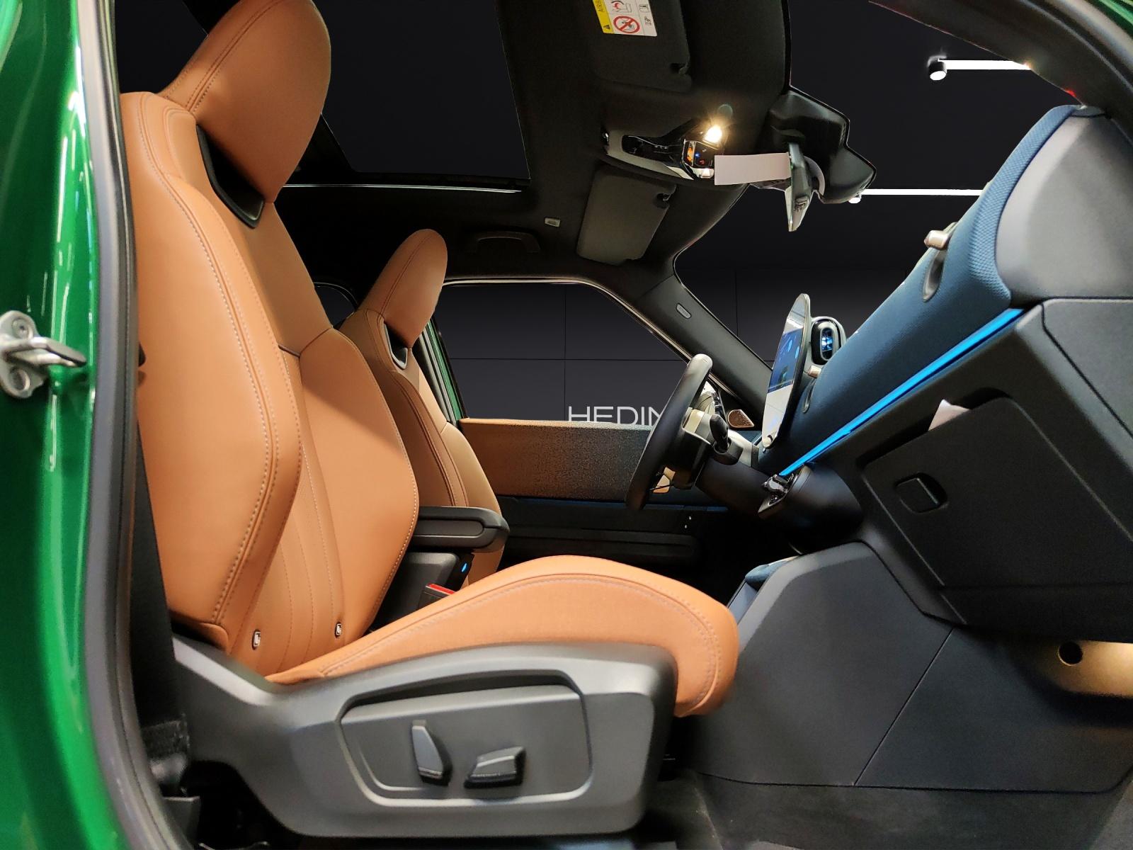 MINI Countryman U25 2.0i S ALL4-image-19