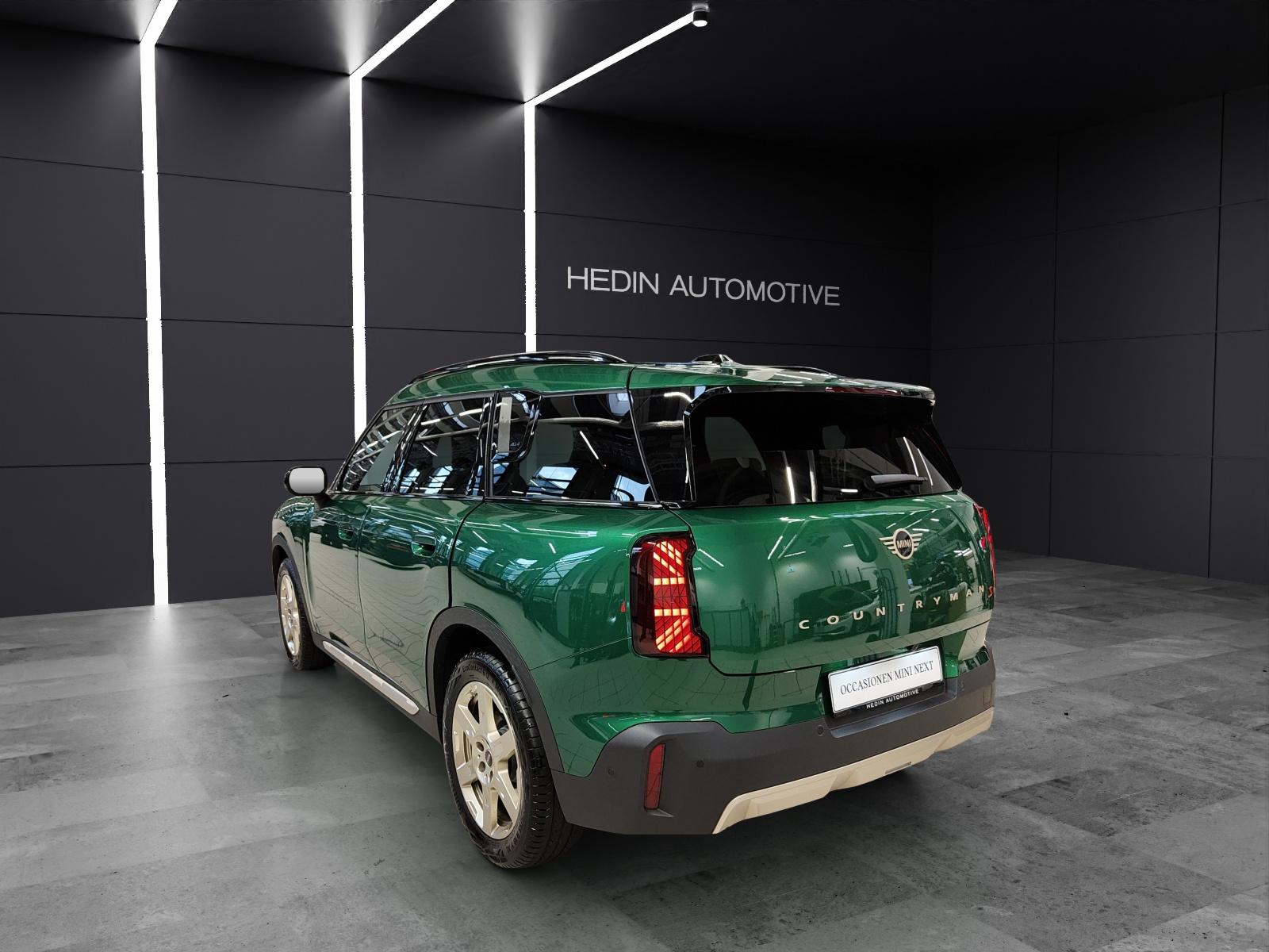 MINI Countryman U25 2.0i S ALL4-showroom-element-3