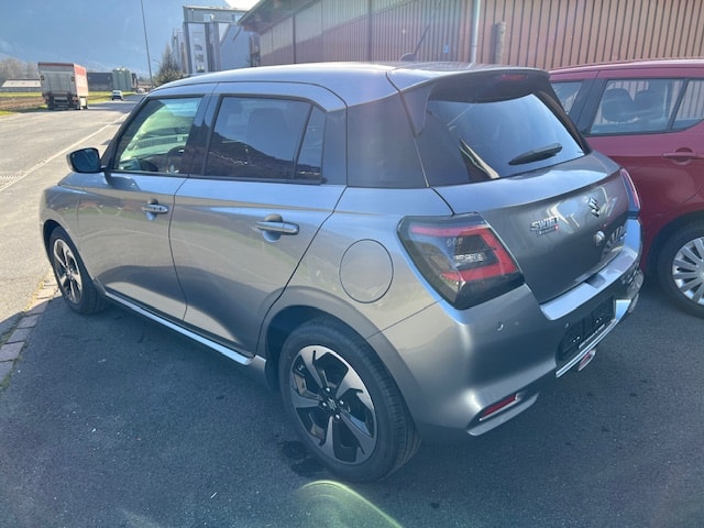 SUZUKI Swift 1.2 Compact Top Hybrid-image-6