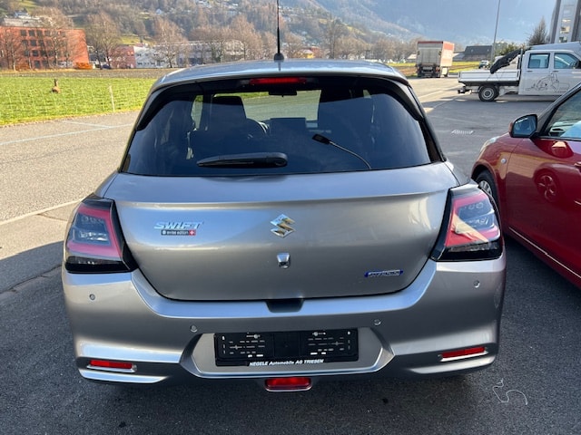 SUZUKI Swift 1.2 Compact Top Hybrid-image-4