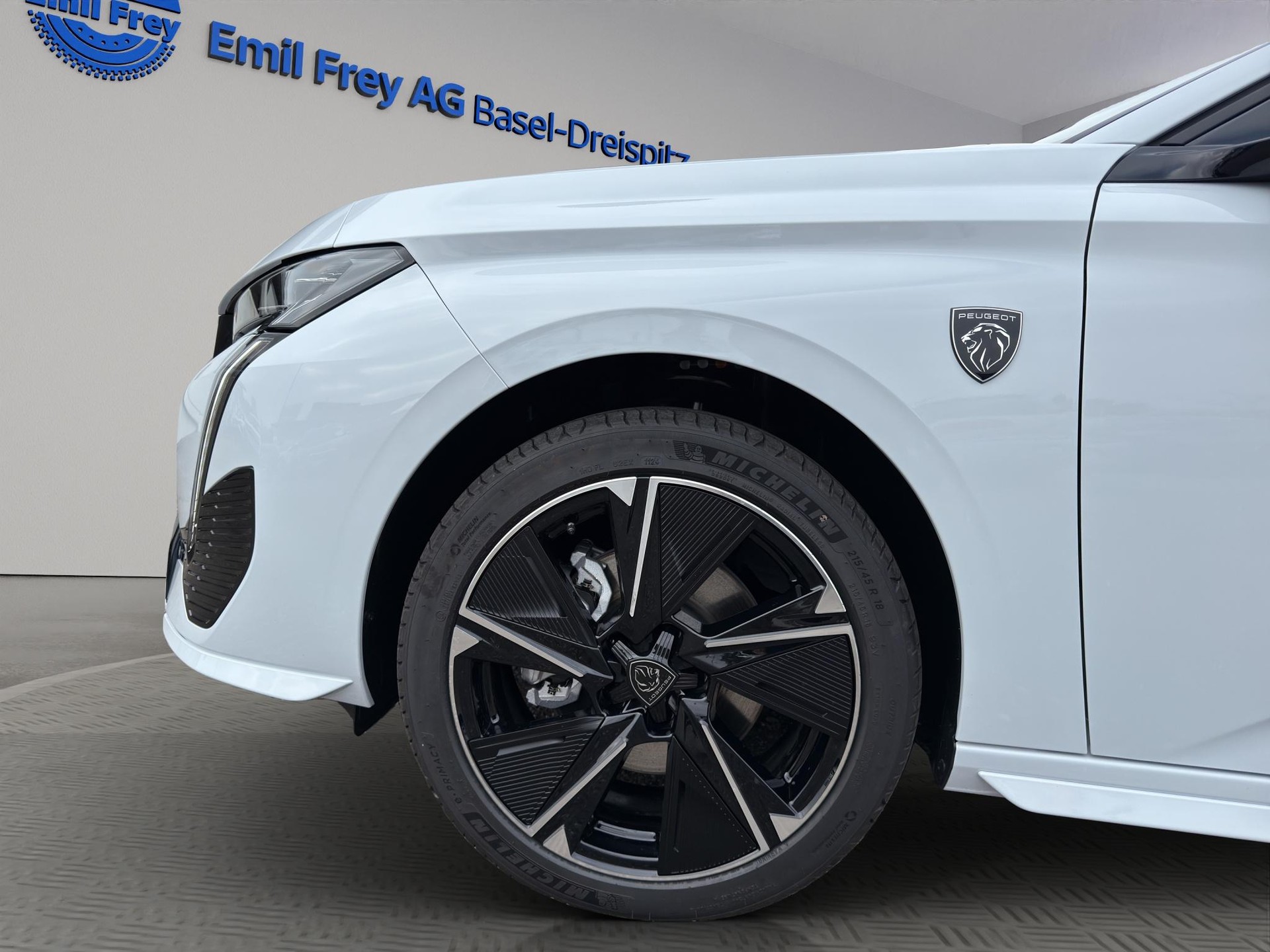 PEUGEOT 308 SW e-GT-image-8