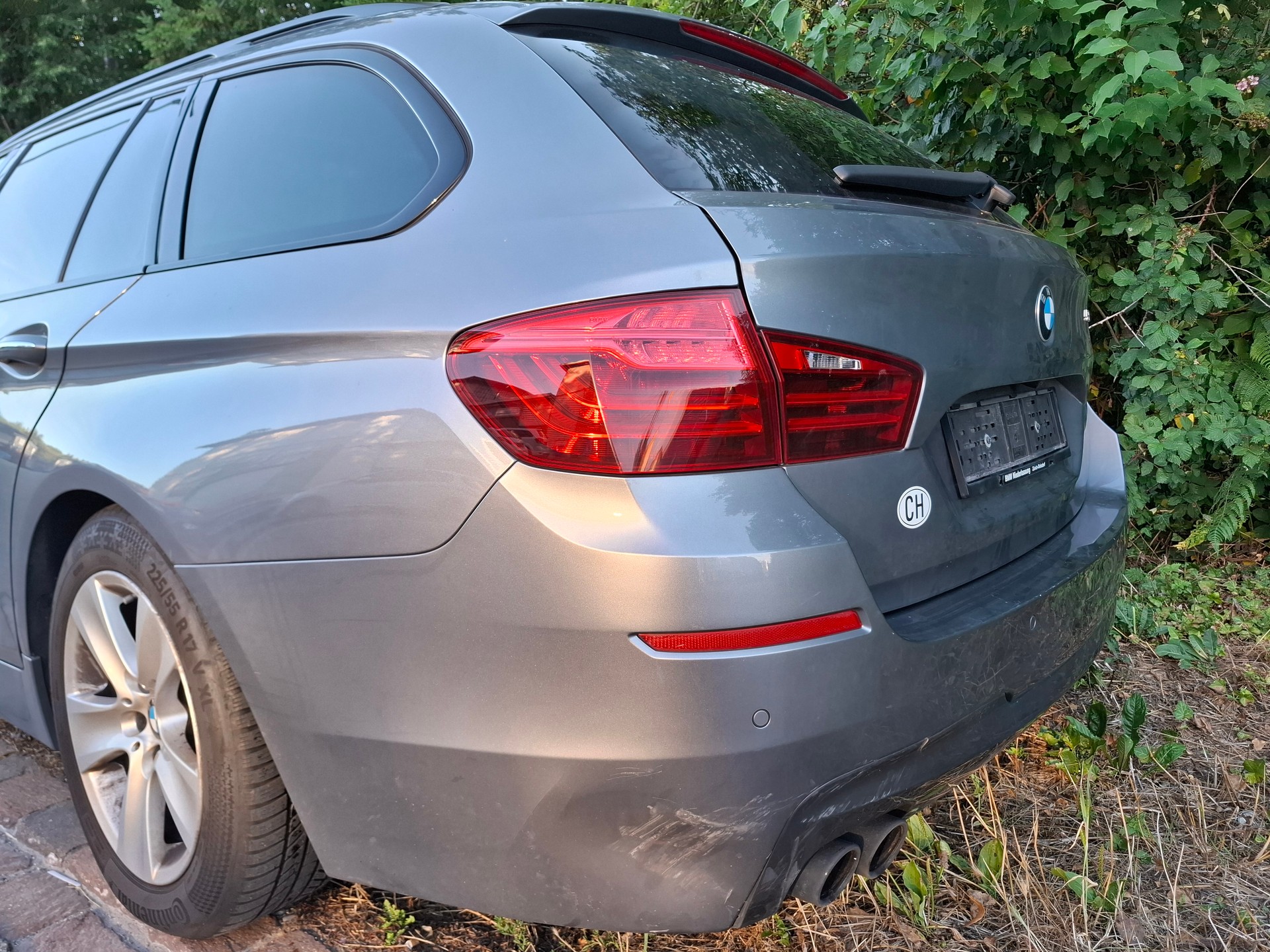 BMW 520d Touring xDrive Steptronic-image-12