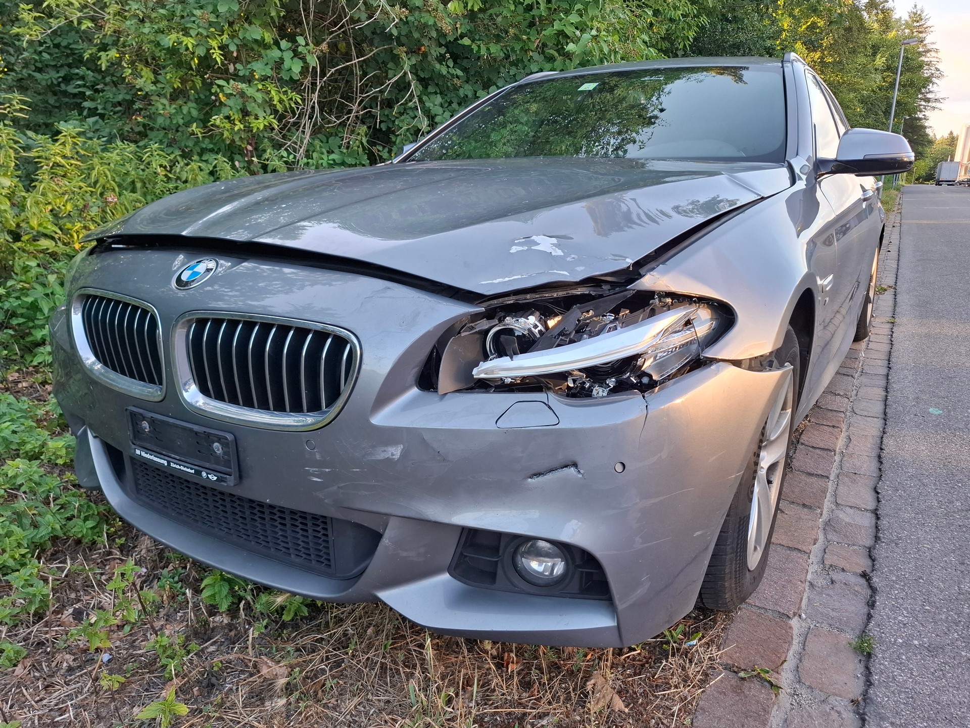 BMW 520d Touring xDrive Steptronic-image-7