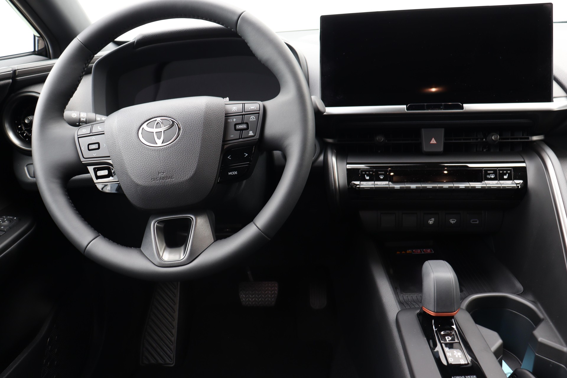 TOYOTA C-HR 2.0 PHEV Swiss Edition-image-6