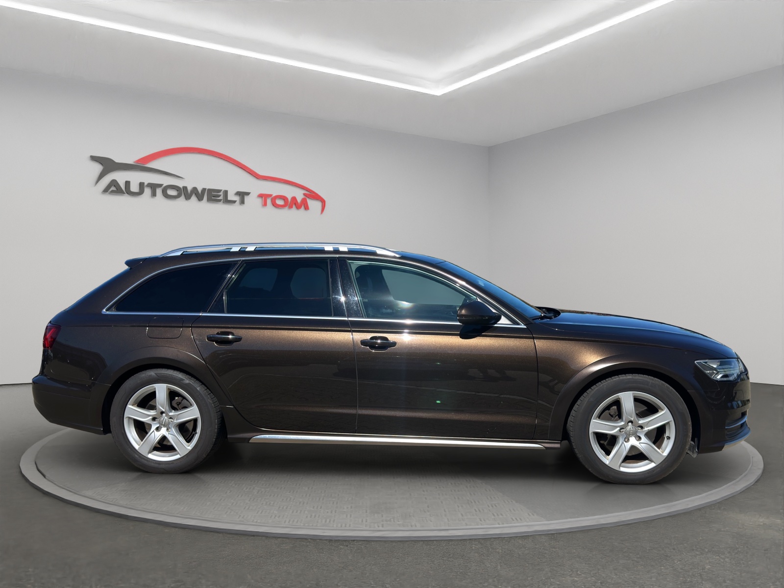 AUDI A6 allroad 3.0 TDI *Facelift / Matrix LED Scheinwerfer / Anhängerkupplung* V6 quattro S-tronic-image-5