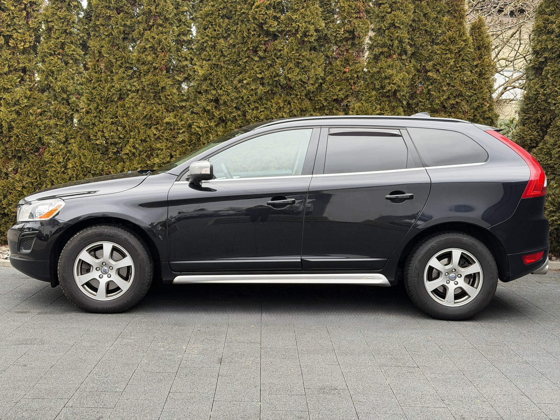 VOLVO XC60 T6 AWD R-Design Geartronic-image-6
