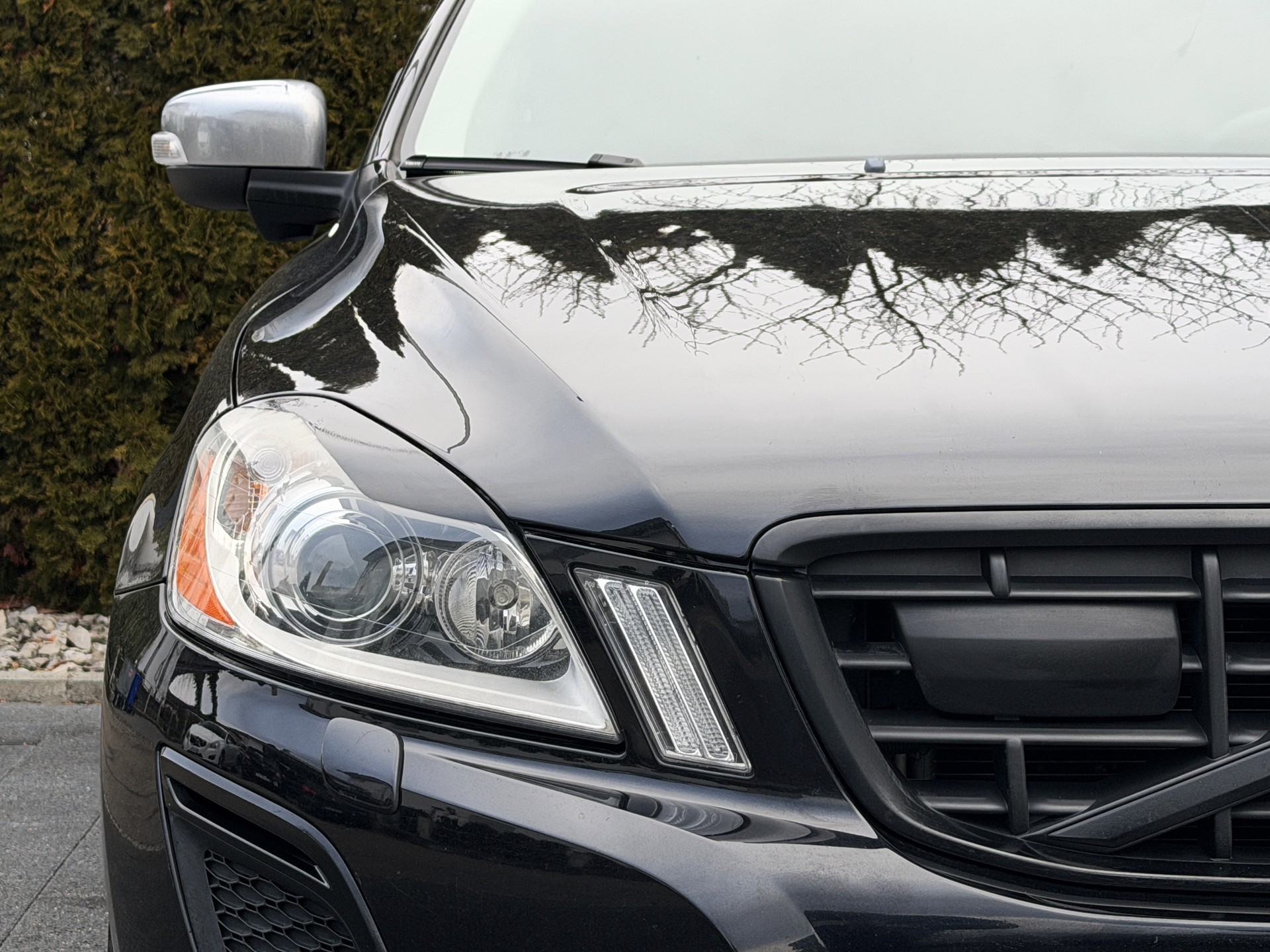 VOLVO XC60 T6 AWD R-Design Geartronic-image-3
