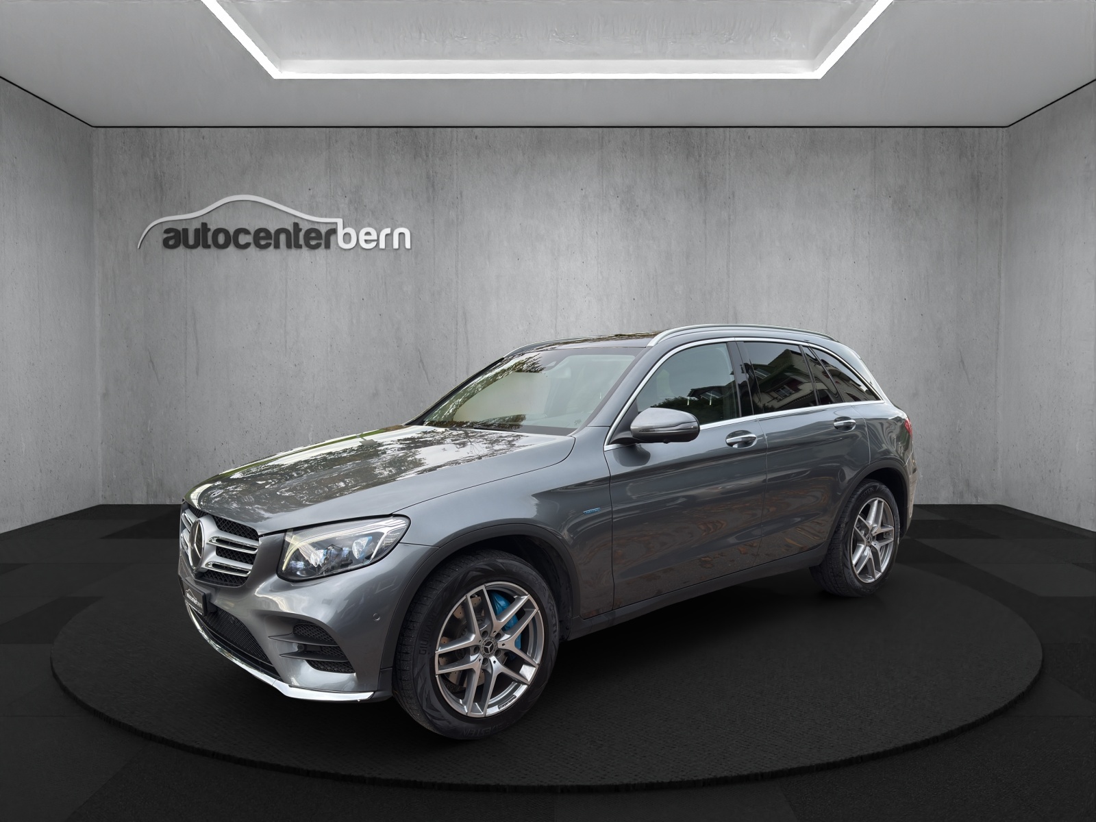 MERCEDES-BENZ GLC 350 e 4Matic 7G-Tronic-image-2