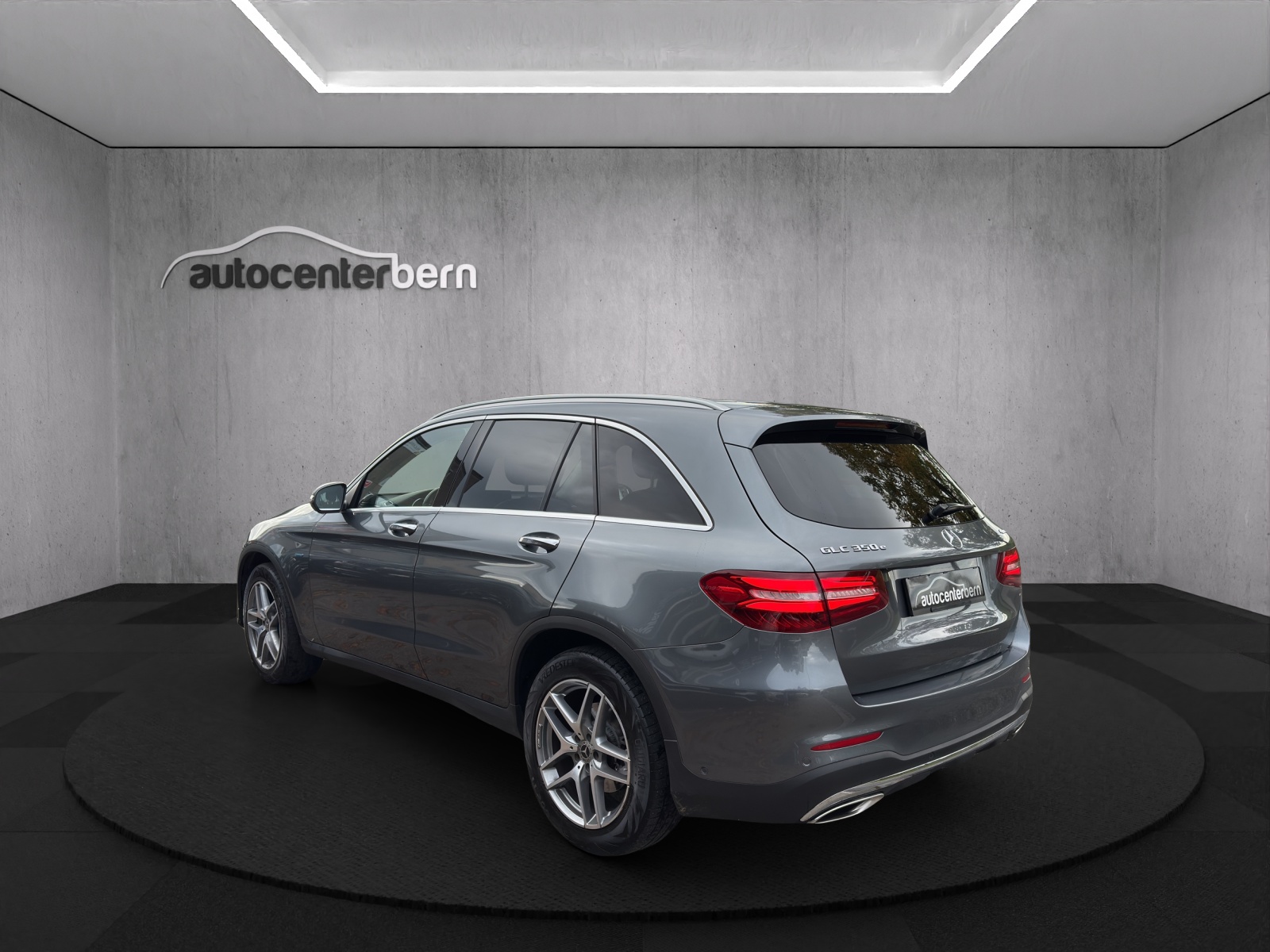 MERCEDES-BENZ GLC 350 e 4Matic 7G-Tronic-image-4