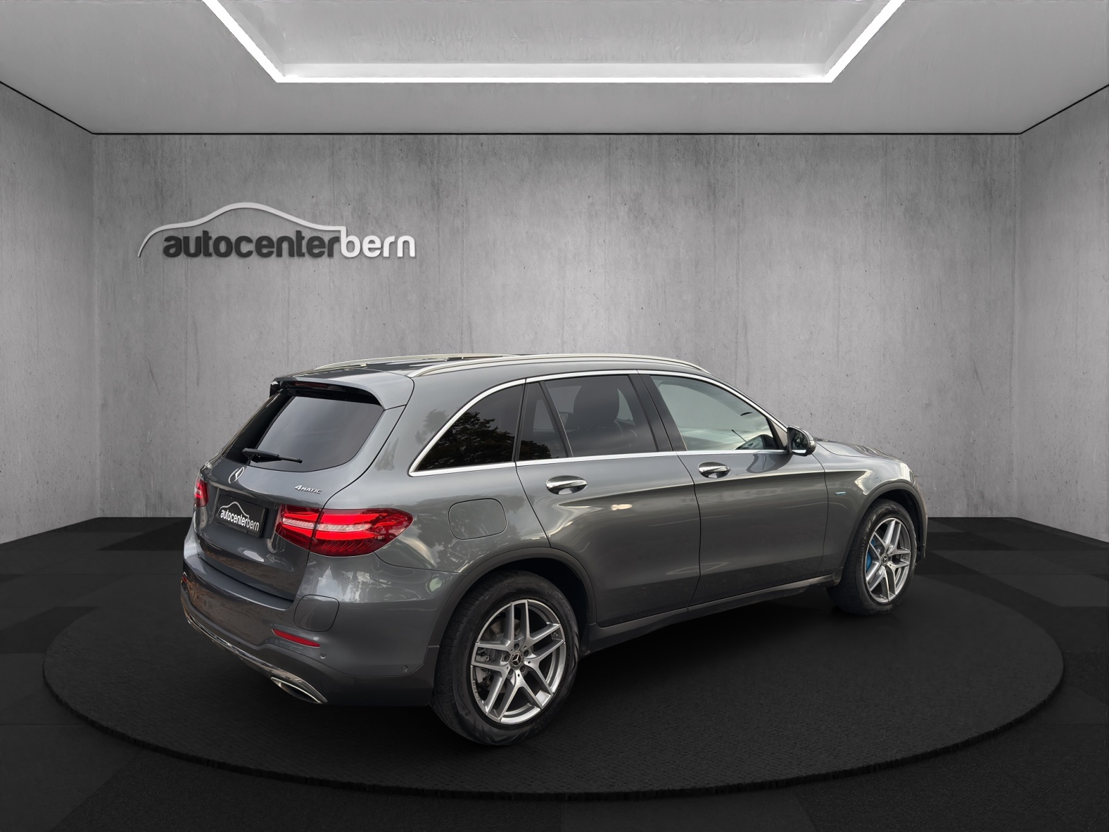 MERCEDES-BENZ GLC 350 e 4Matic 7G-Tronic-image-6