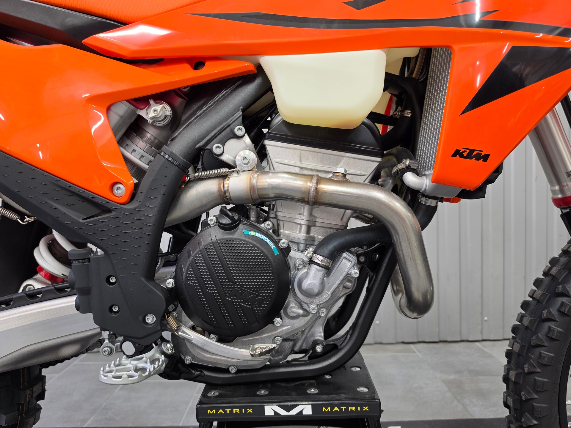 KTM 250 EXC-F-showroom-element-3