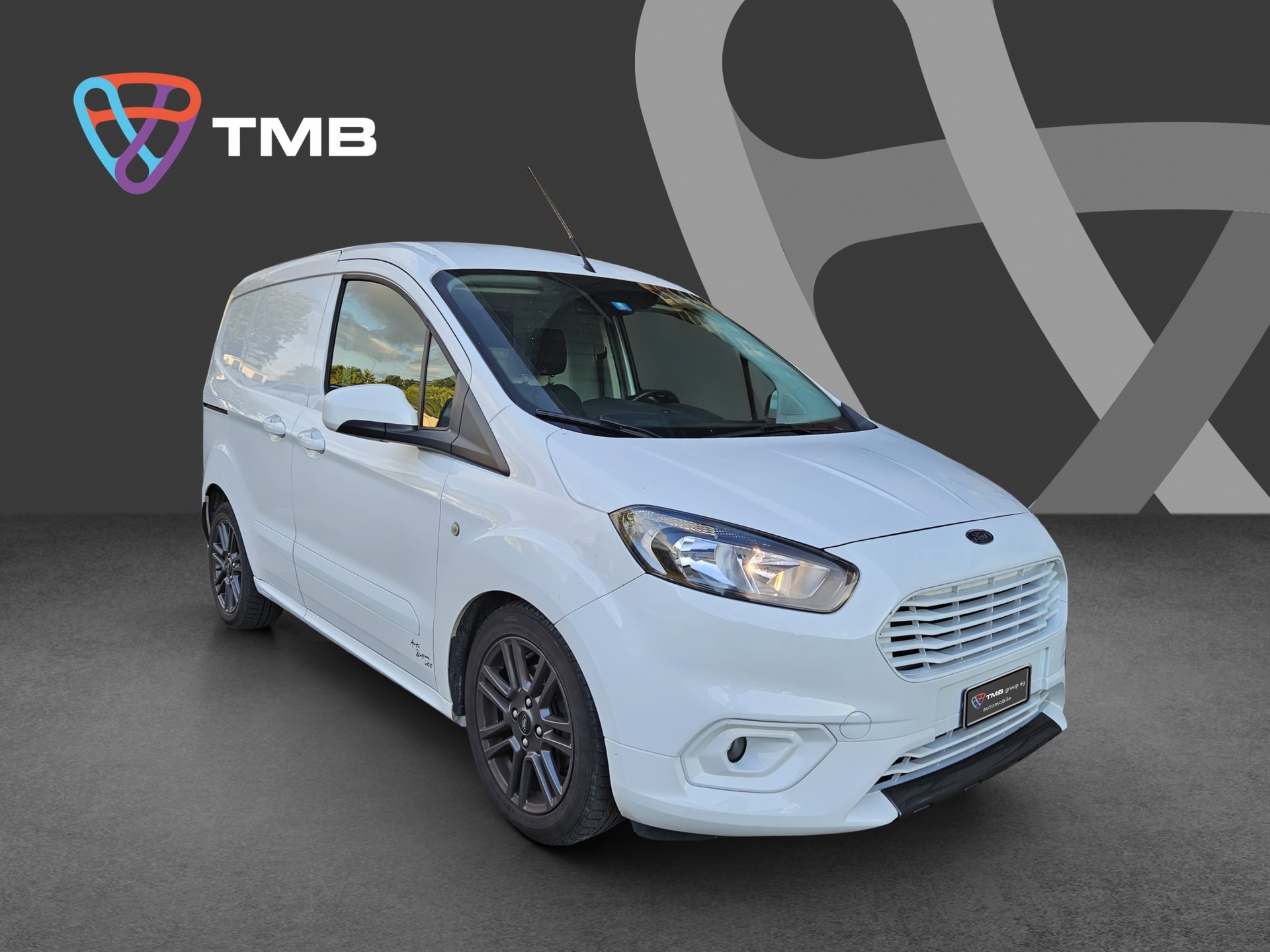 FORD Transit Courier Van 1.0 EcoBoost Ambiente-image-3