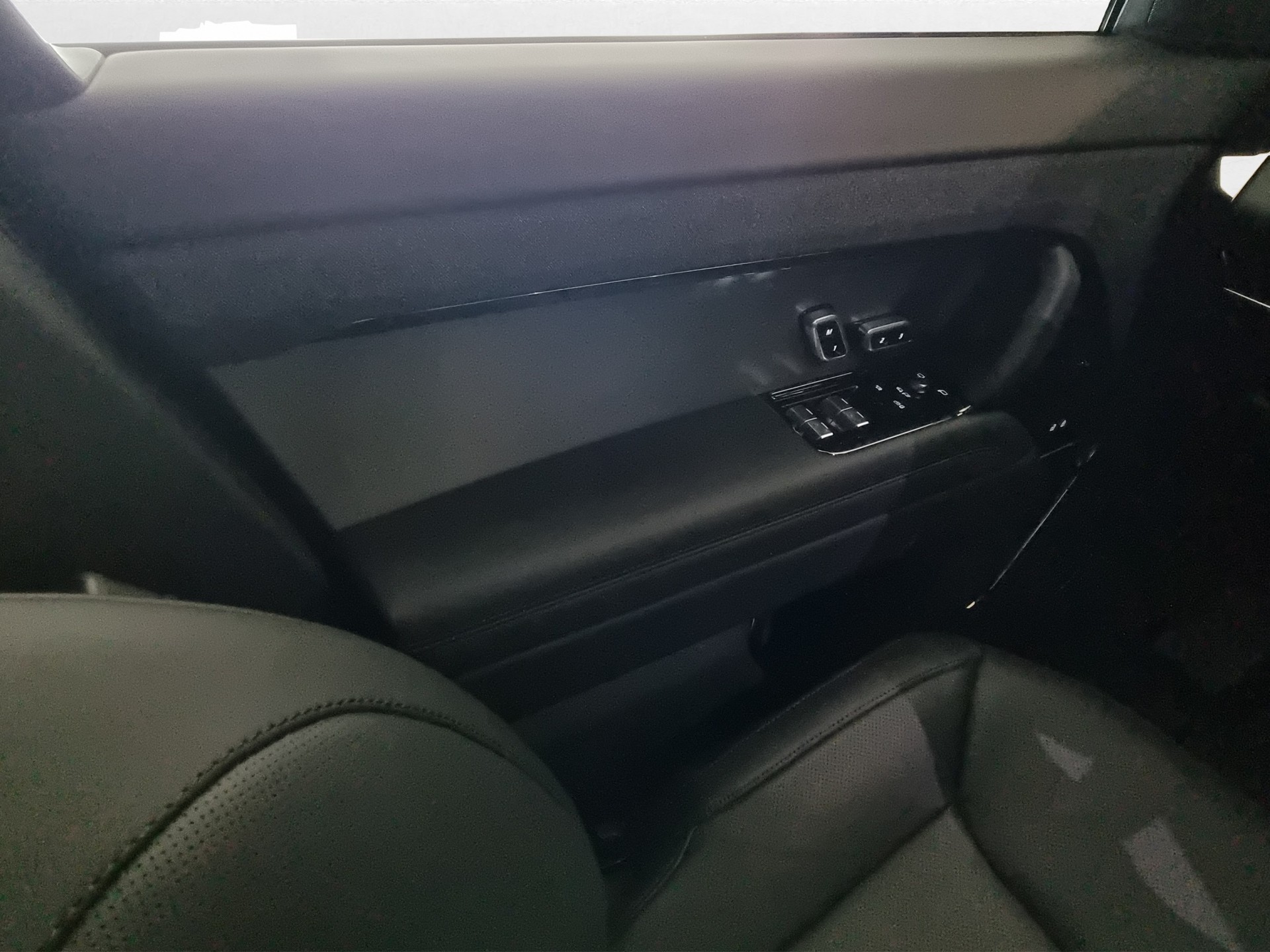 LAND ROVER Range Rover Sport 3.0 PHEV Dynamic SE-image-11