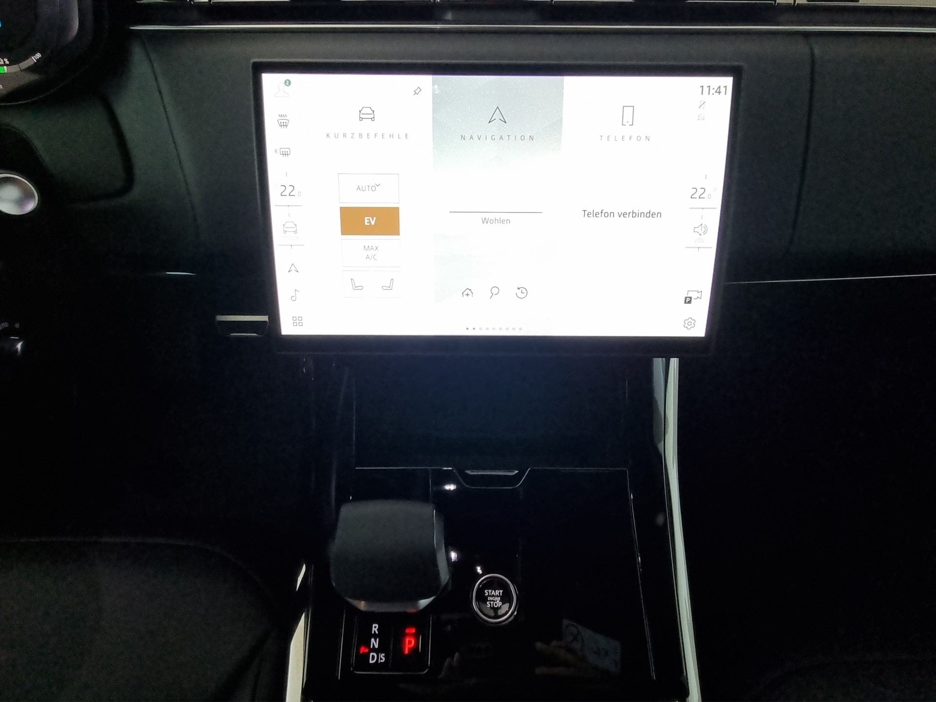 LAND ROVER Range Rover Sport 3.0 PHEV Dynamic SE-image-9