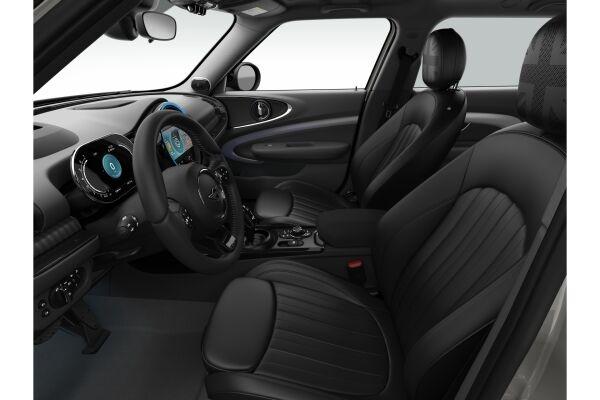 MINI Clubman F54 2.0i Cooper S ALL4-image-2