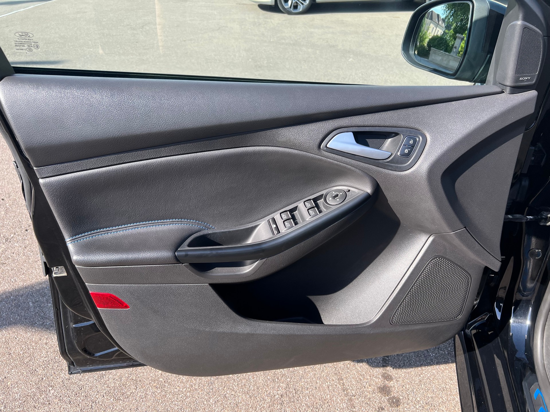 FORD Focus 2.3 EcoBoost RS AWD-image-12