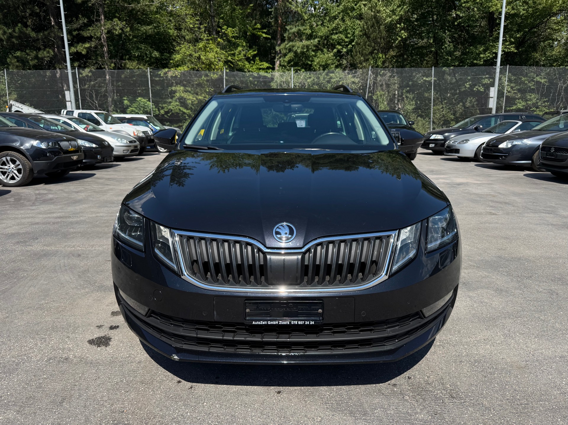 SKODA Octavia Combi 1.8 TSI Ambition DSG-image-0