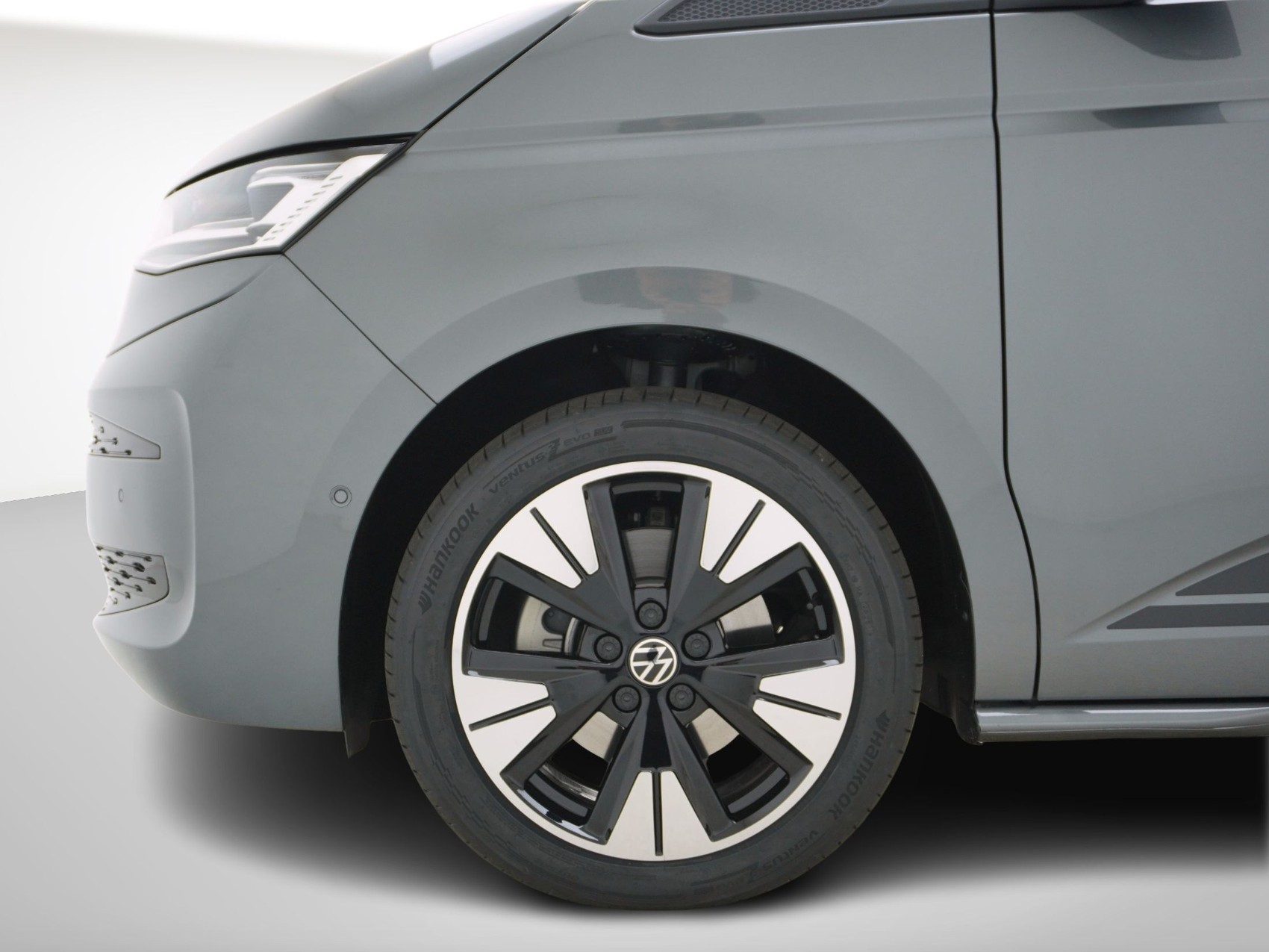 VW Multivan lang 1.5 TSI eHybrid Life Edition 4Motion DSG-image-9