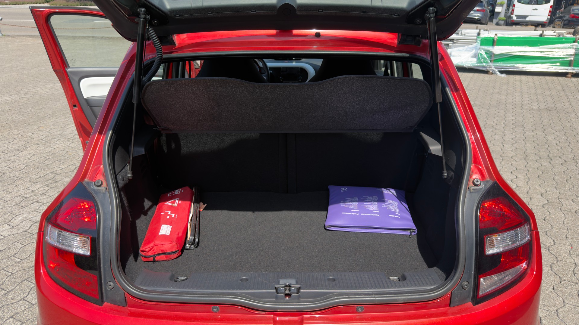 RENAULT Twingo 0.9 Intens-image-14