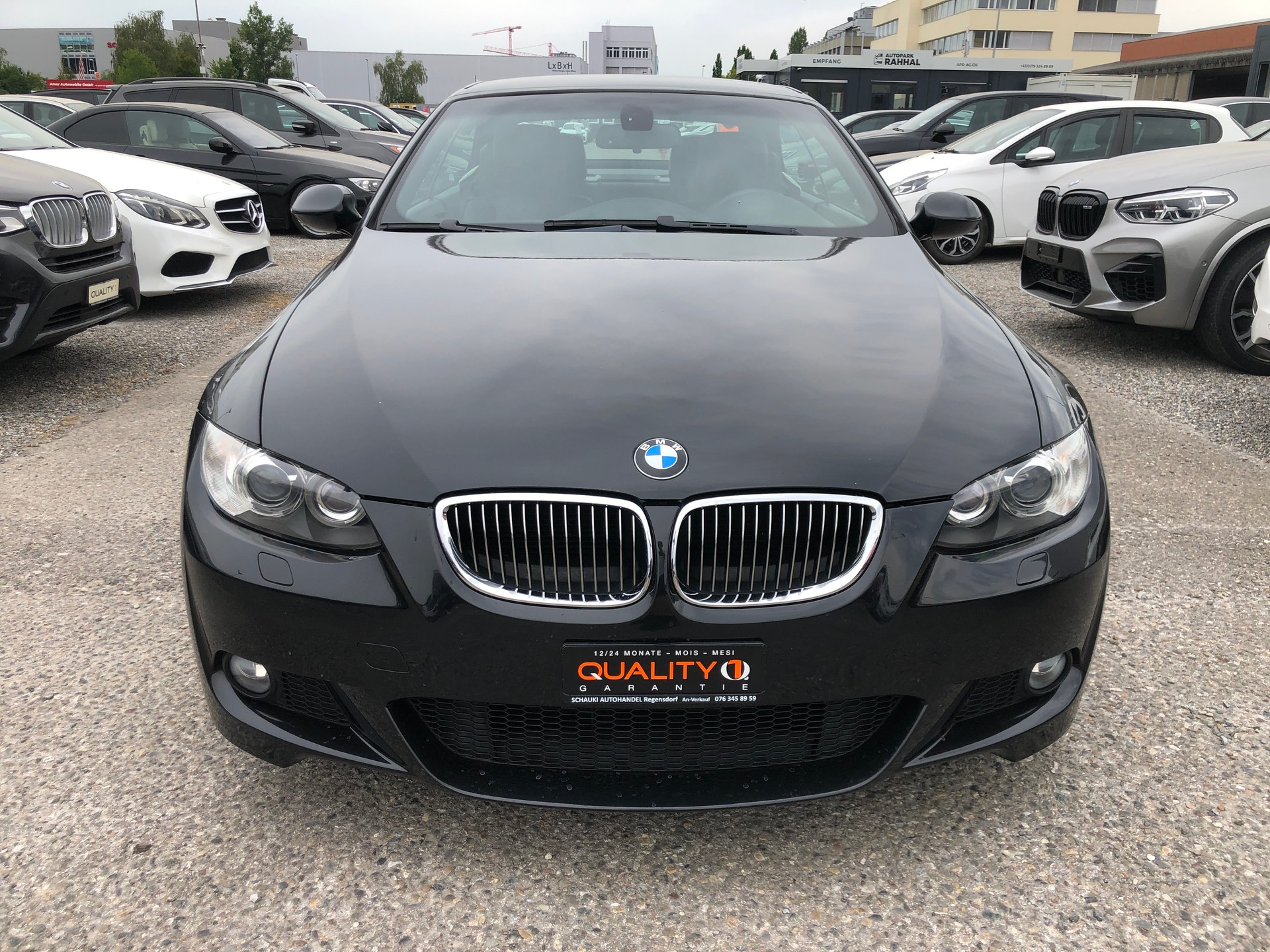 BMW 330i Cabriolet Steptronic-image-13