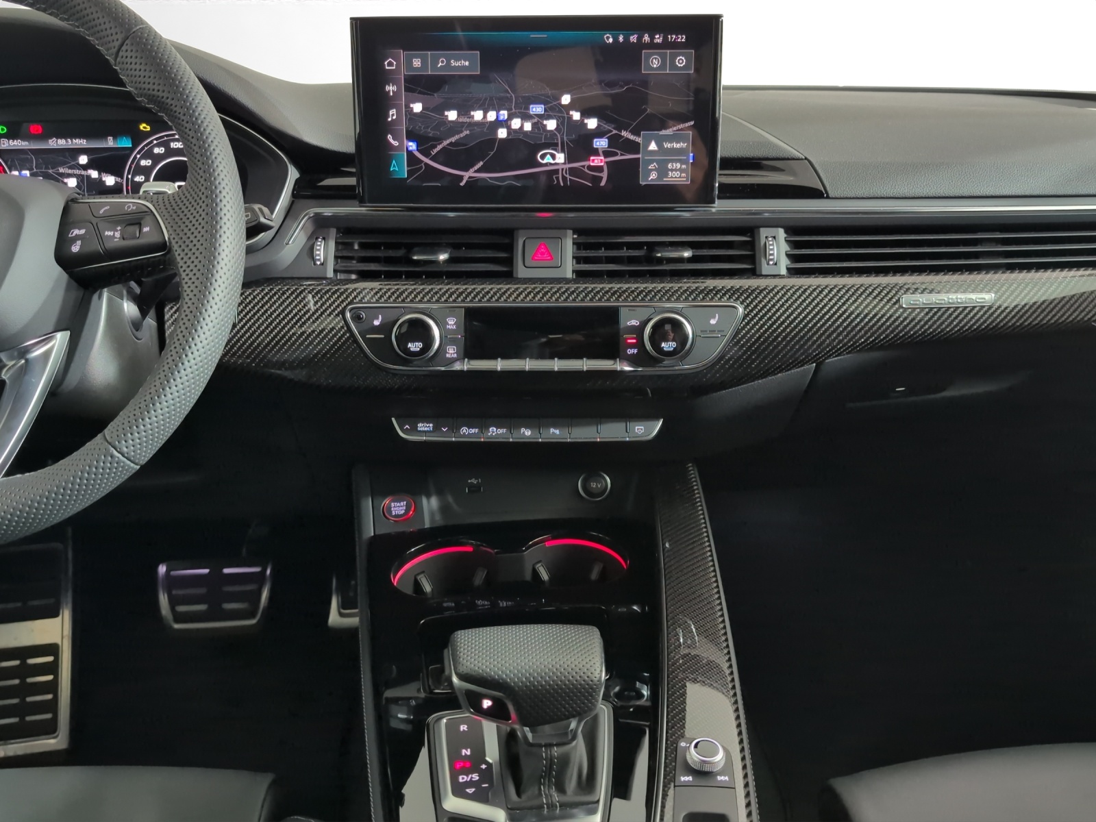 AUDI RS4 Avant quattro tiptronic-image-10