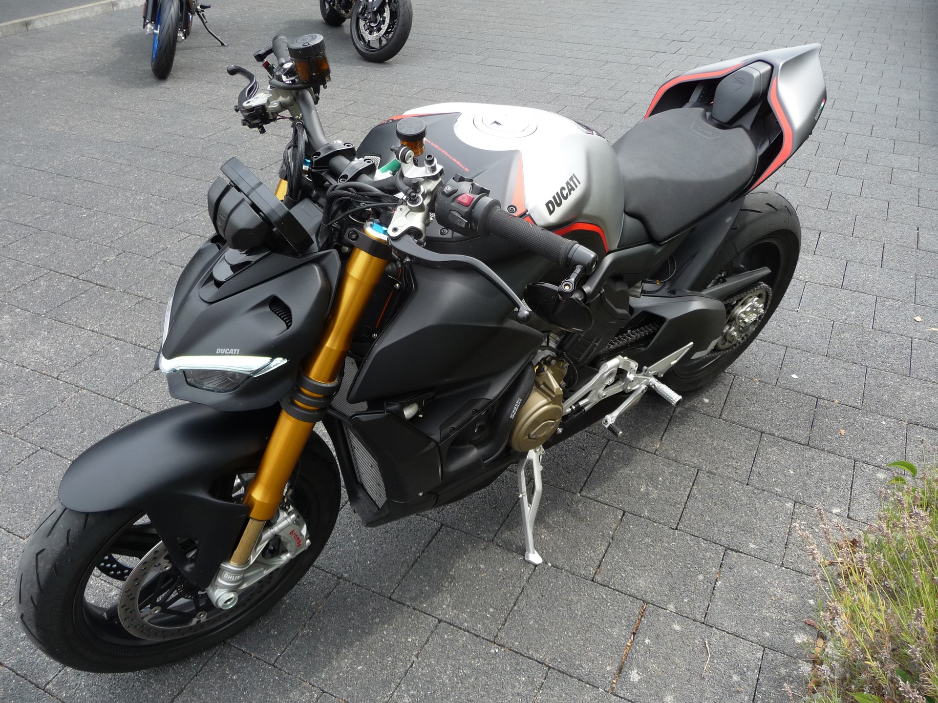 DUCATI Streetfighter V4 SP-showroom-element-2