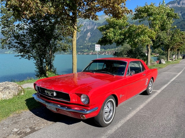 FORD MUSTANG — slika 1